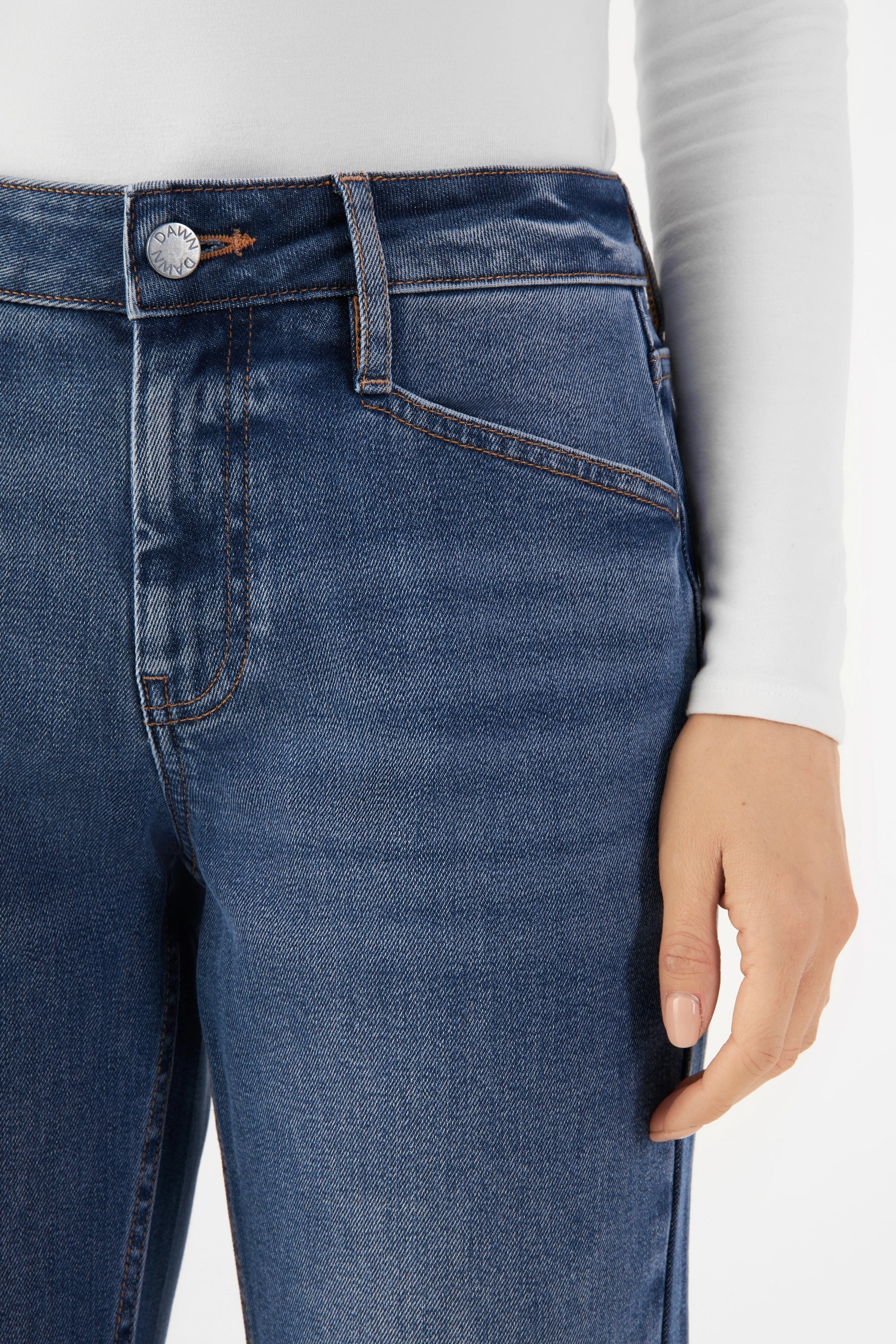 Hellblau Jeans Sunset Regular Slim aus Lyocell Tencel von Dawn Denim