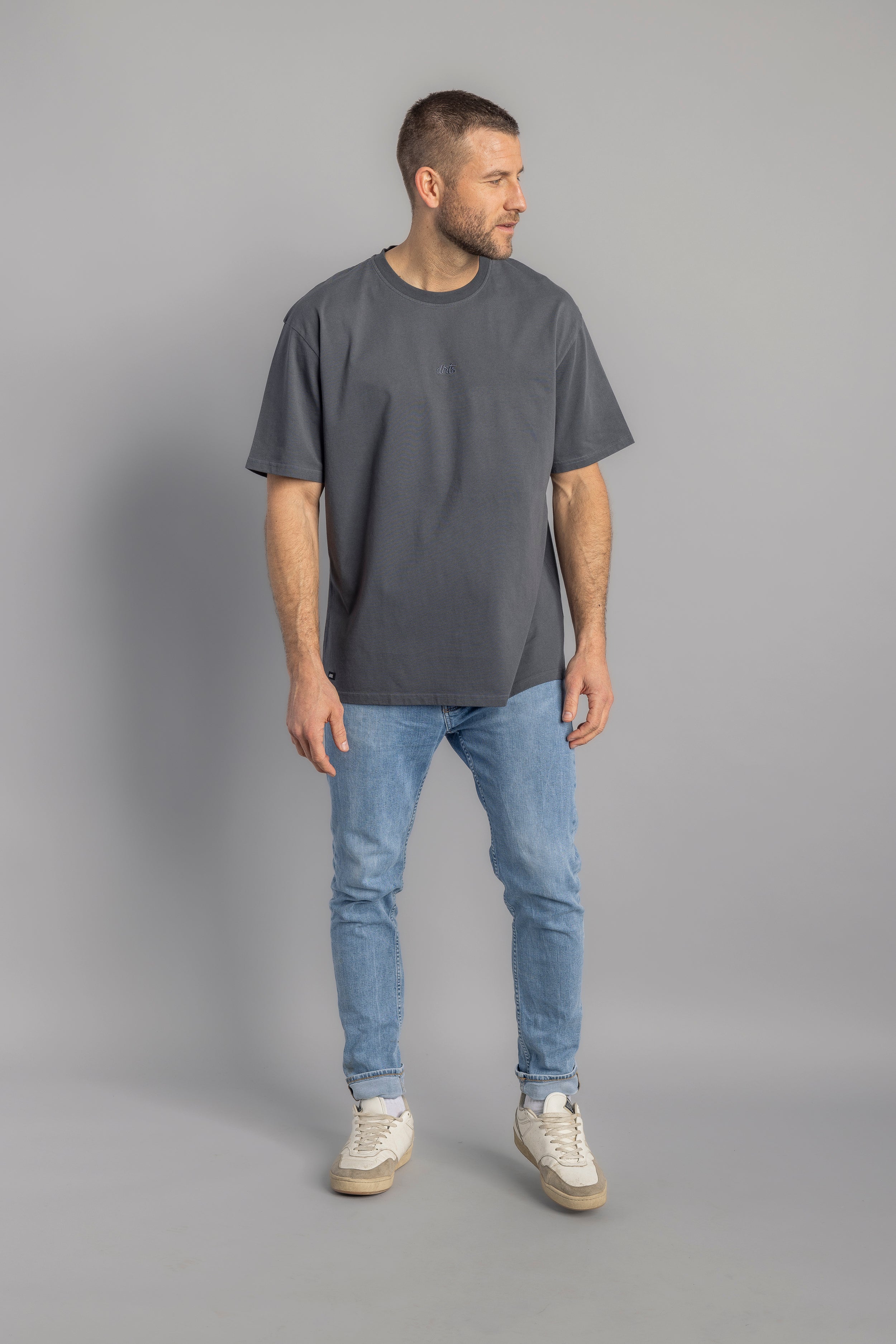 Logo T-shirt oversize gris en coton 100% biologique de DIRTS