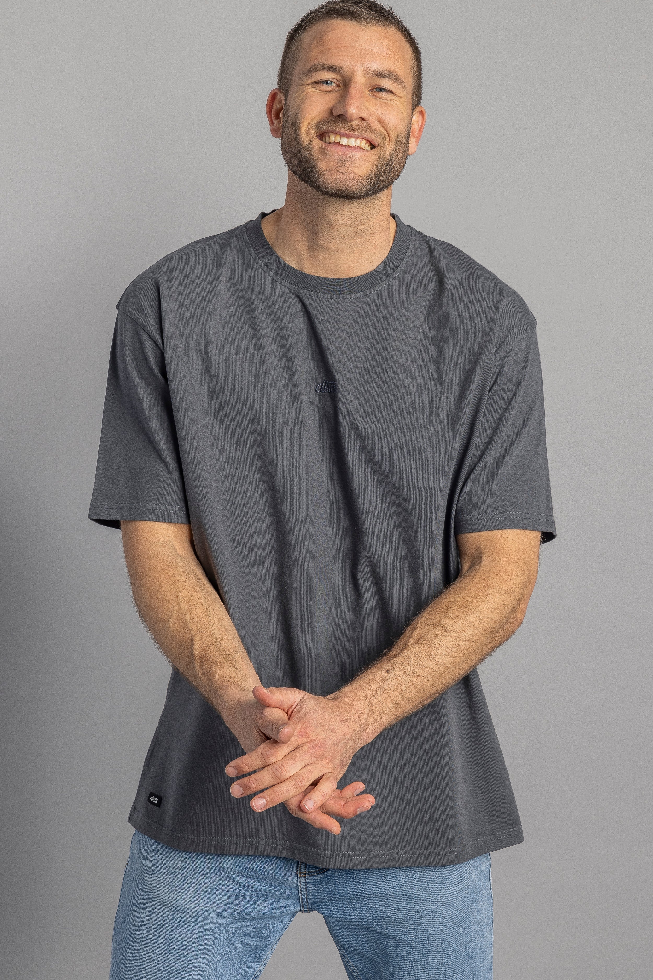Logo T-shirt oversize gris en coton 100% biologique de DIRTS