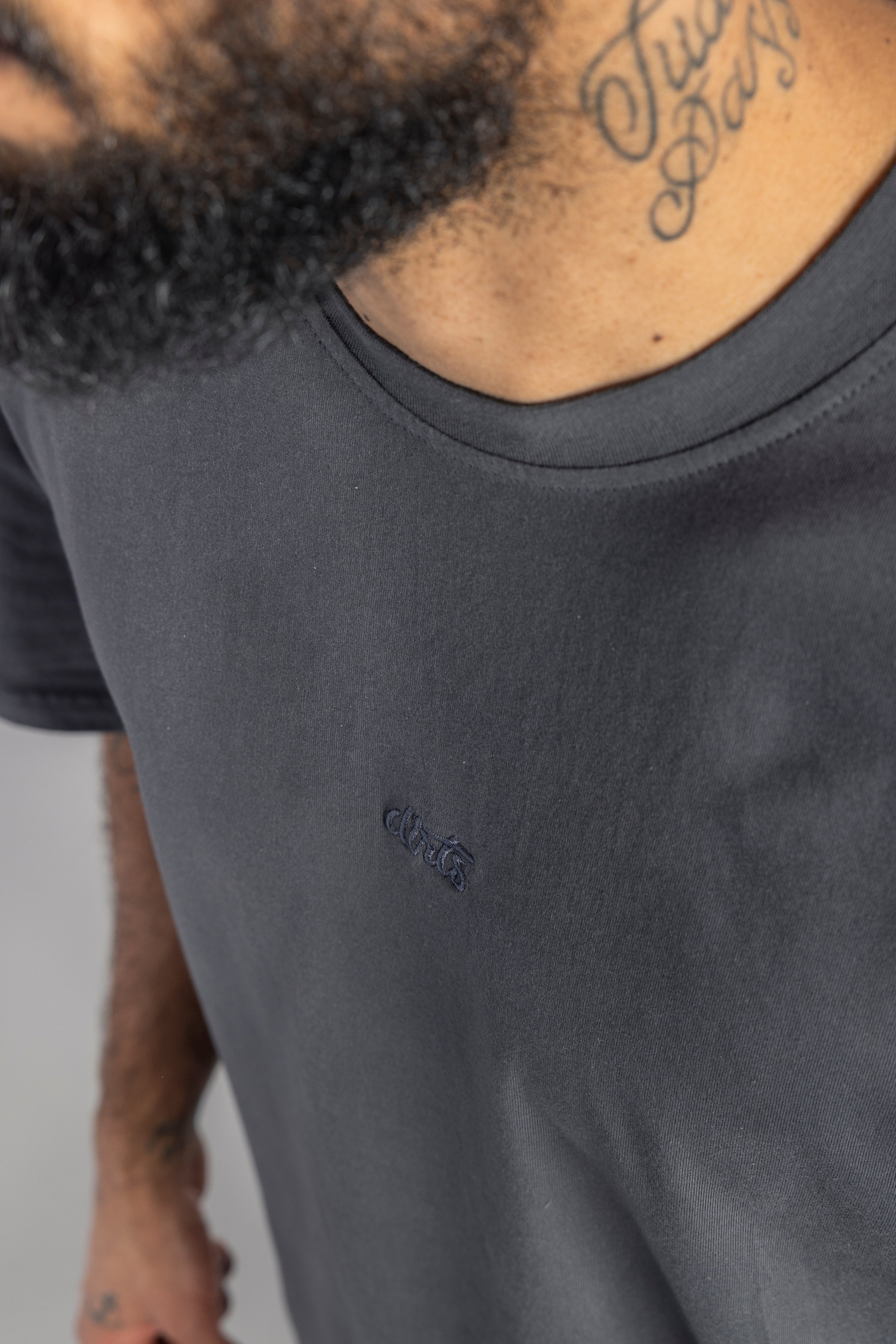 Logo T-shirt oversize gris en coton 100% biologique de DIRTS