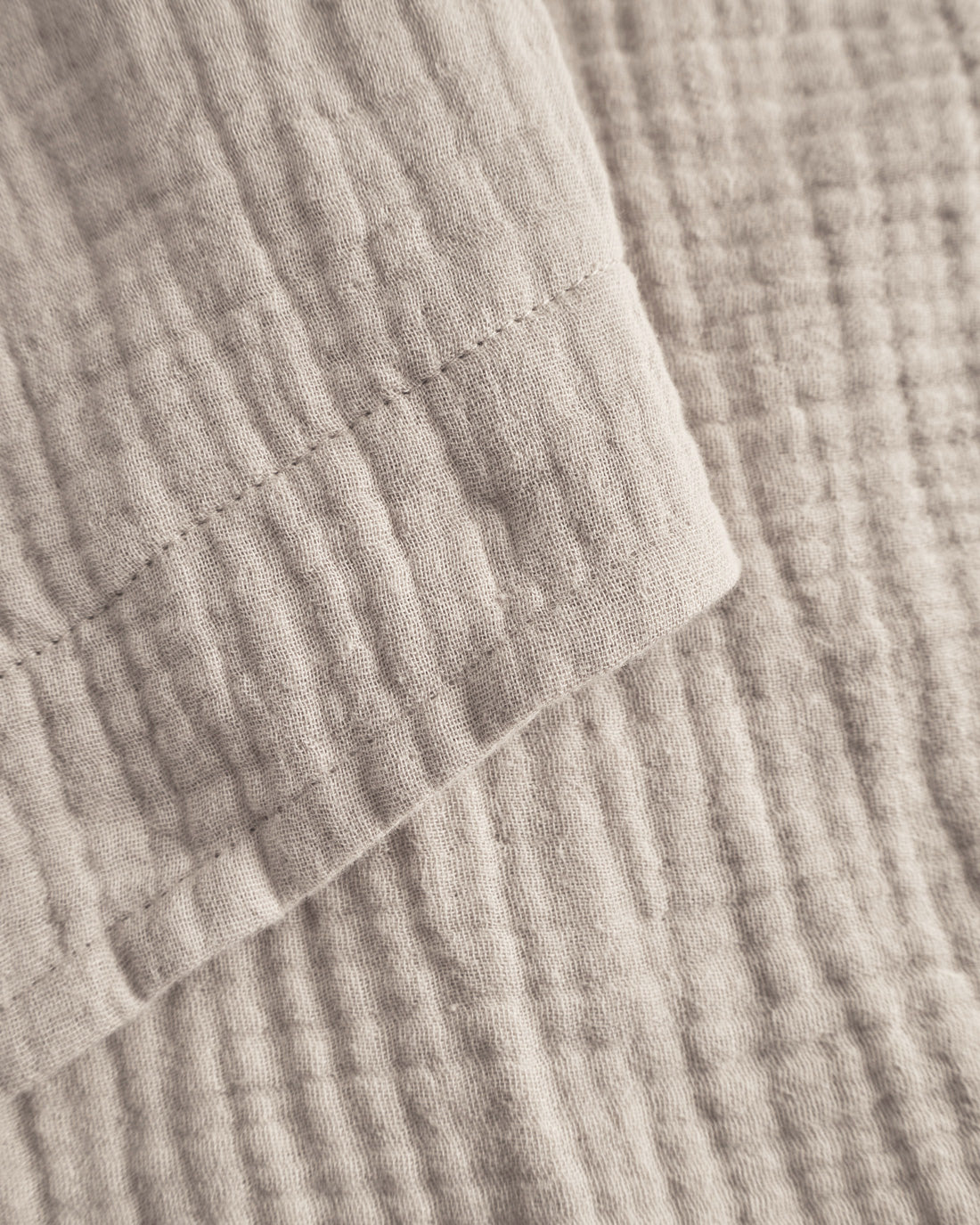Beige kurze Hose aus 100% Bio-Baumwolle von Rotholz