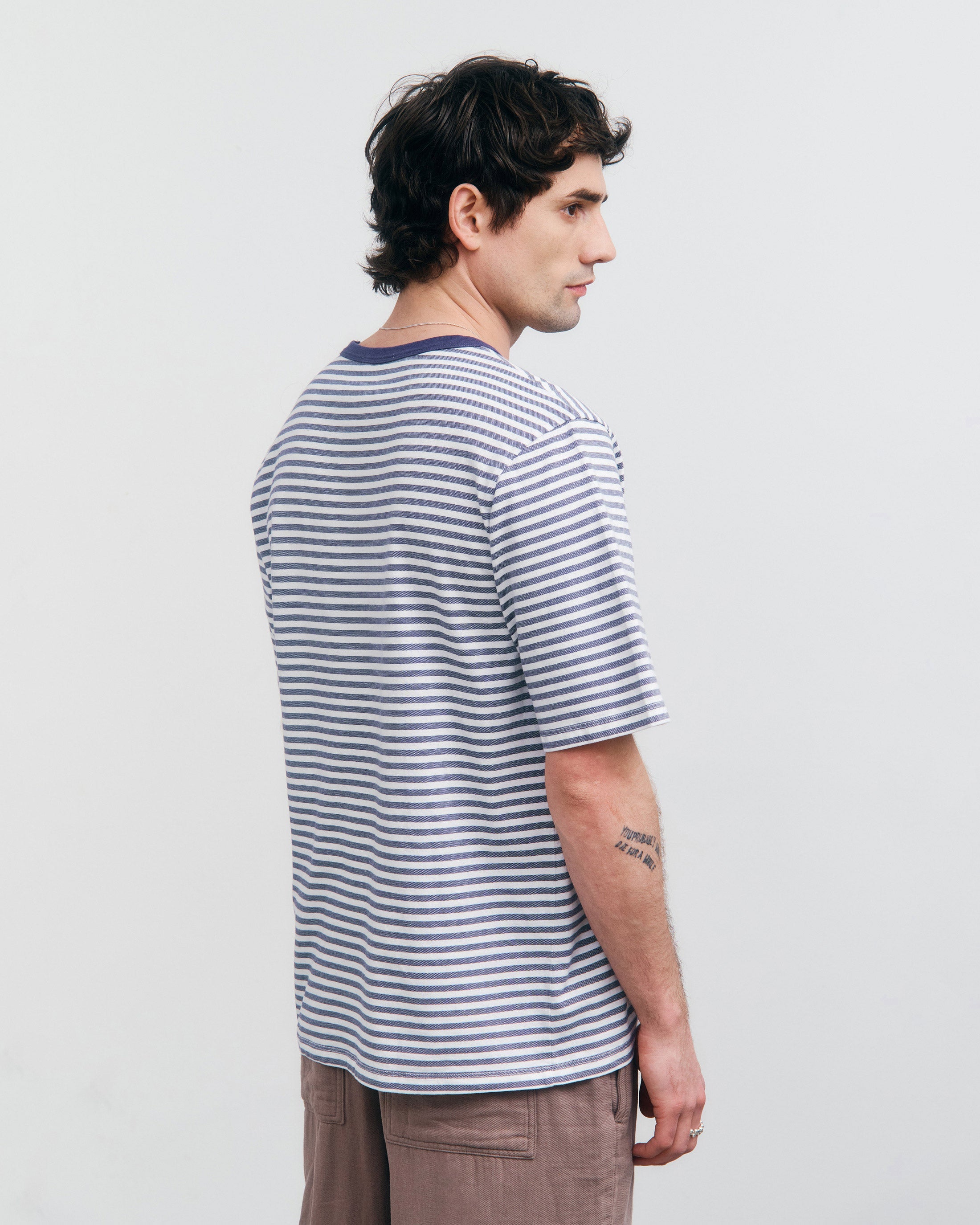 Blaues gestreiftes T-Shirt aus Bio-Baumwolle von Rotholz