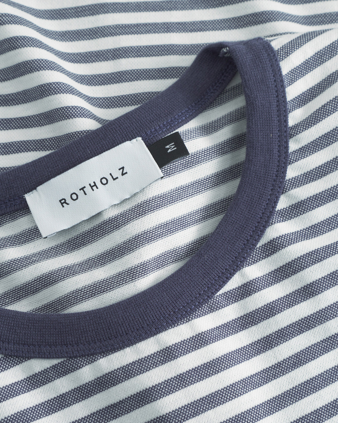 Blaues T-Shirt aus 100% Bio Baumwolle von Rotholz