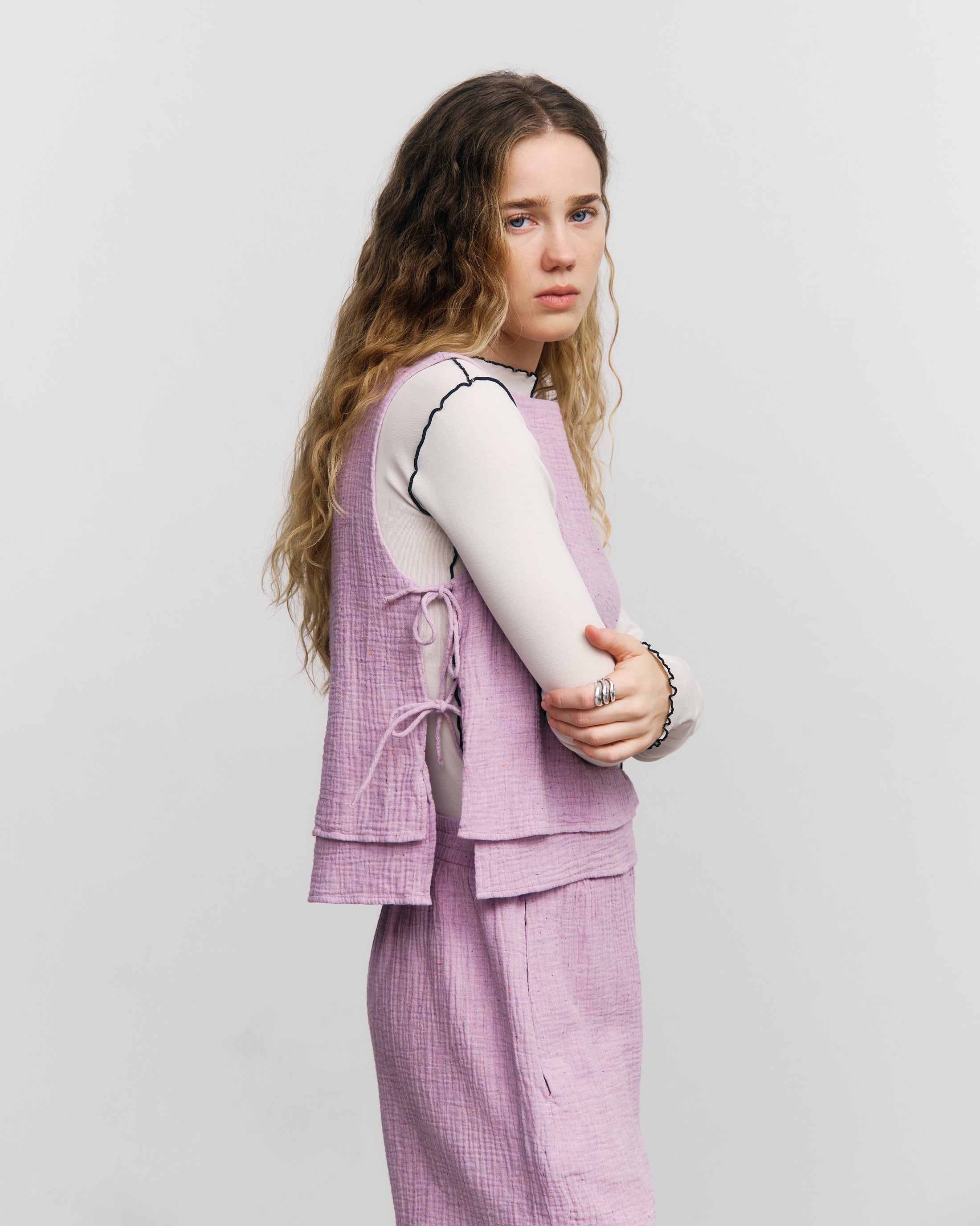 Pink wrap top made from organic cotton by Rotholz