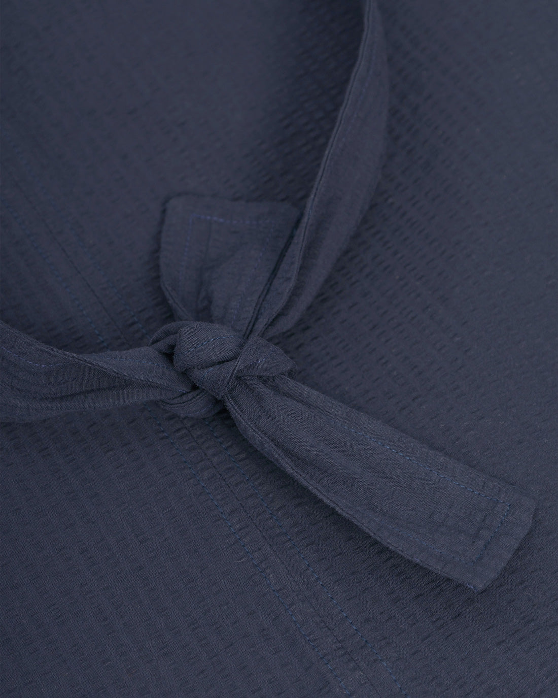 Dark blue bag made of 100% organic cotton by Rotholz