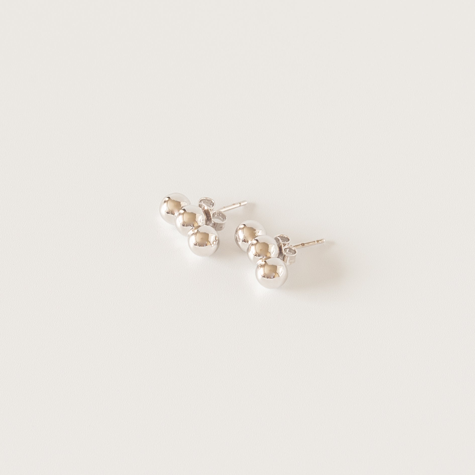 Stud earrings Reborn (Dali')