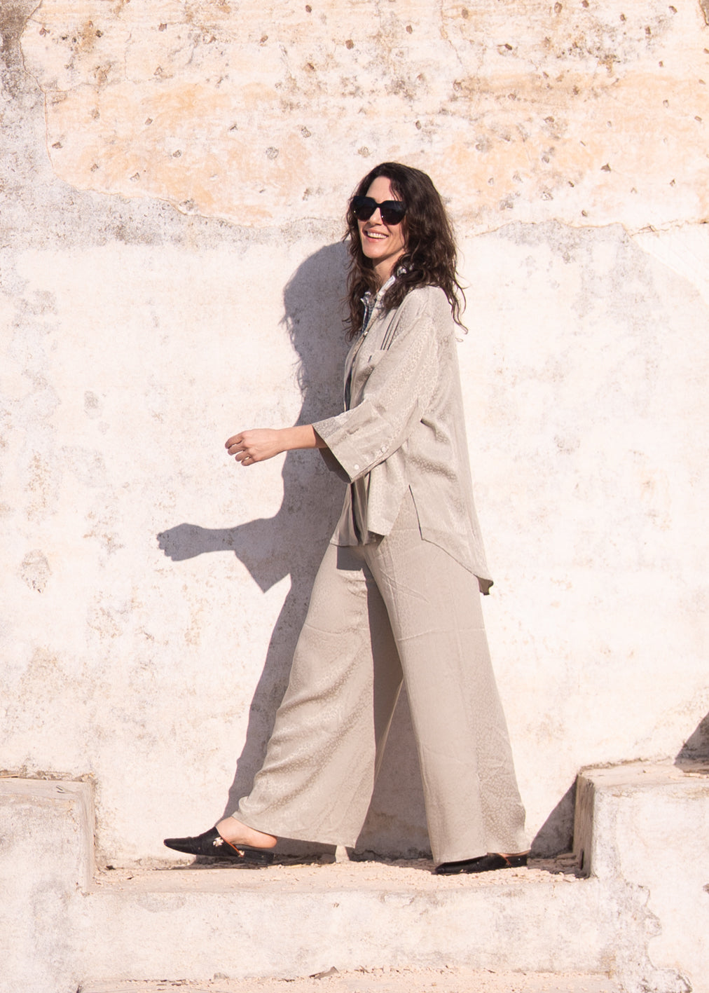 Bluse Serene Jade Leopard Jacquard von Komana