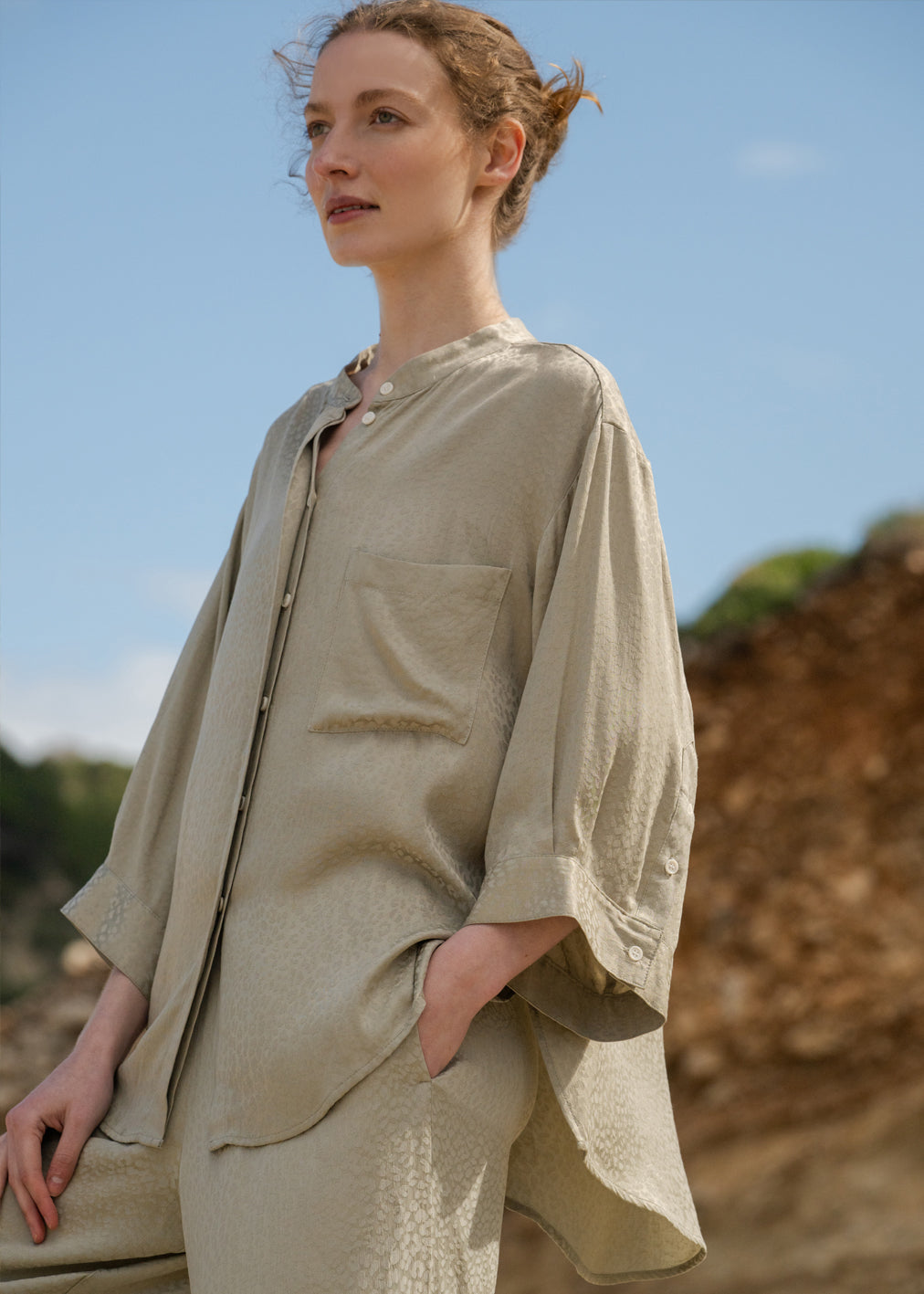 Chemisier Serene Jade Leopard Jacquard de Komana