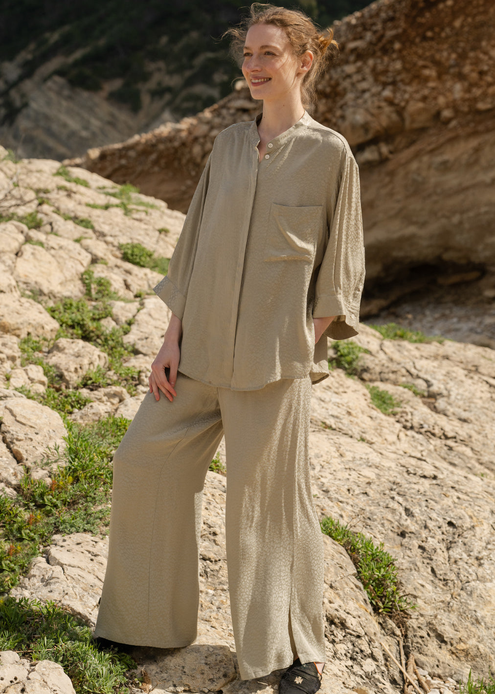 Chemisier Serene Jade Leopard Jacquard de Komana