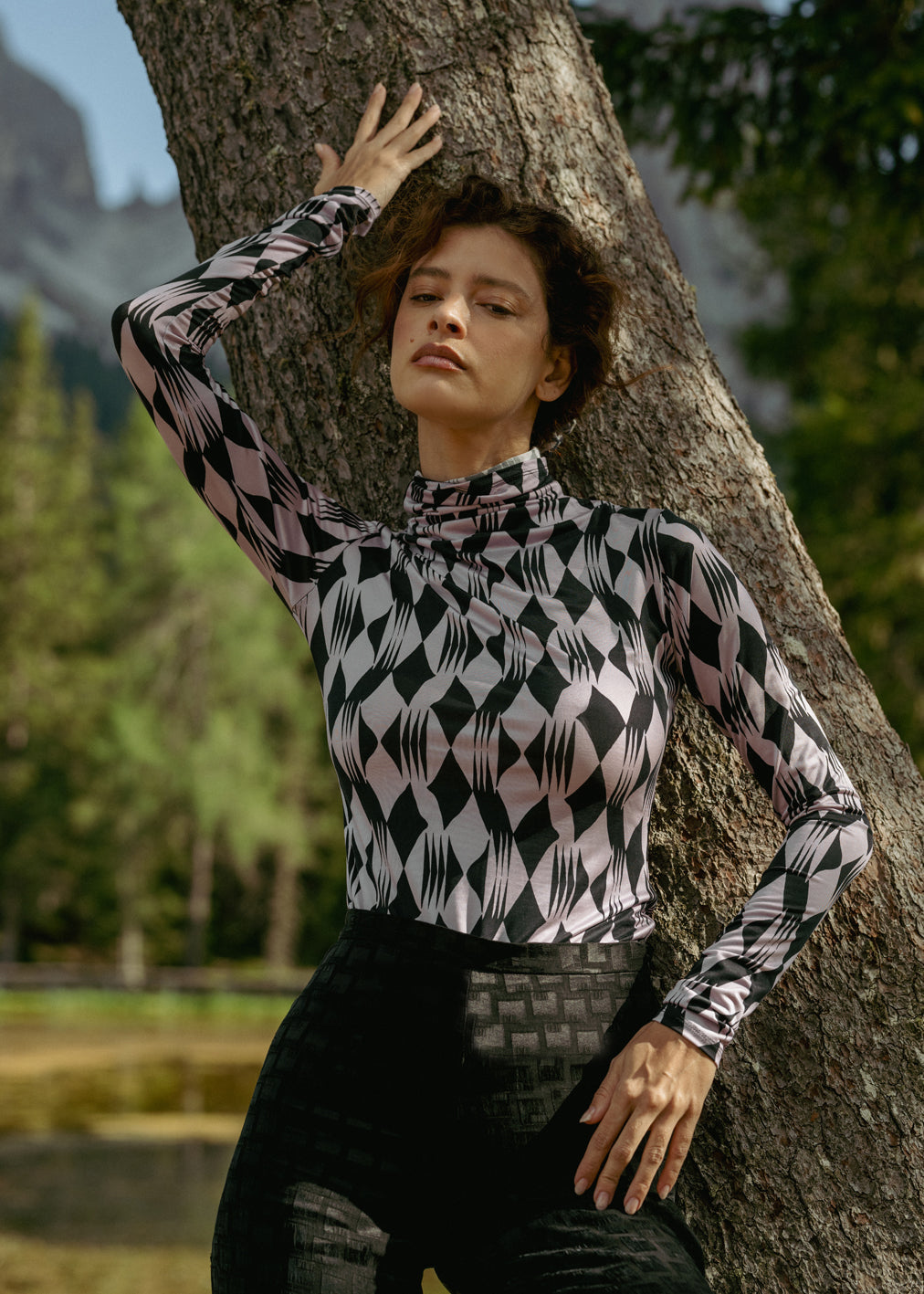 Cupro Spock Top Hotel Lila von KOMANA