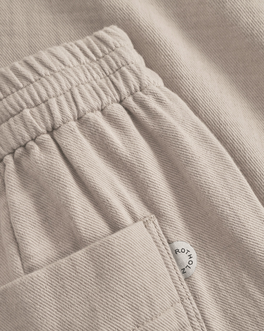 Pantalon large beige en 100 % coton biologique de Rotholz