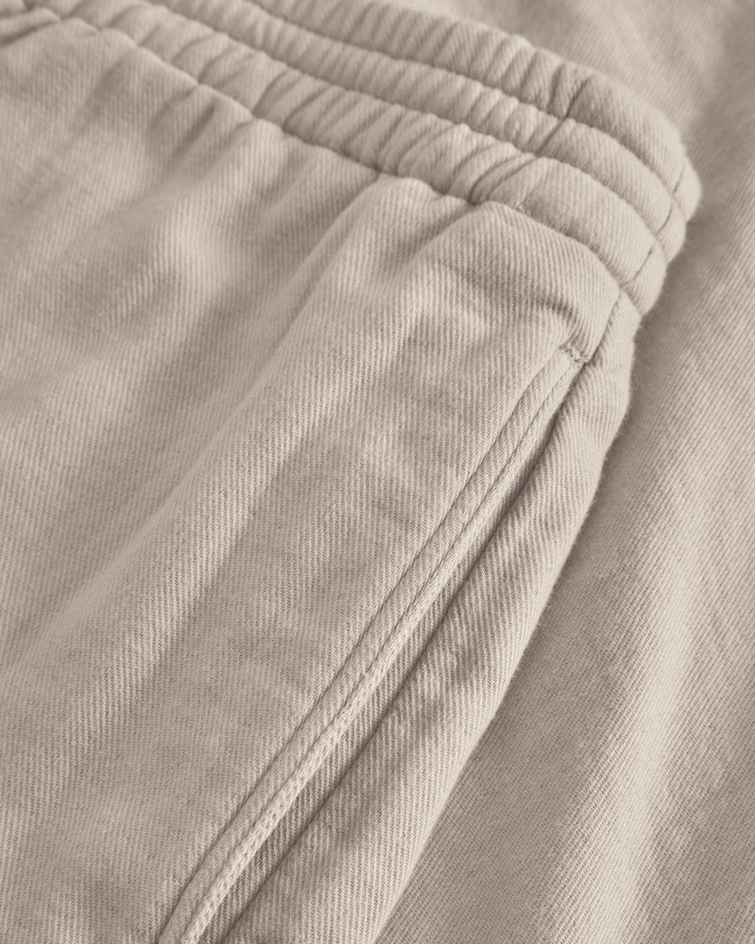 Pantalon large beige en 100 % coton biologique de Rotholz