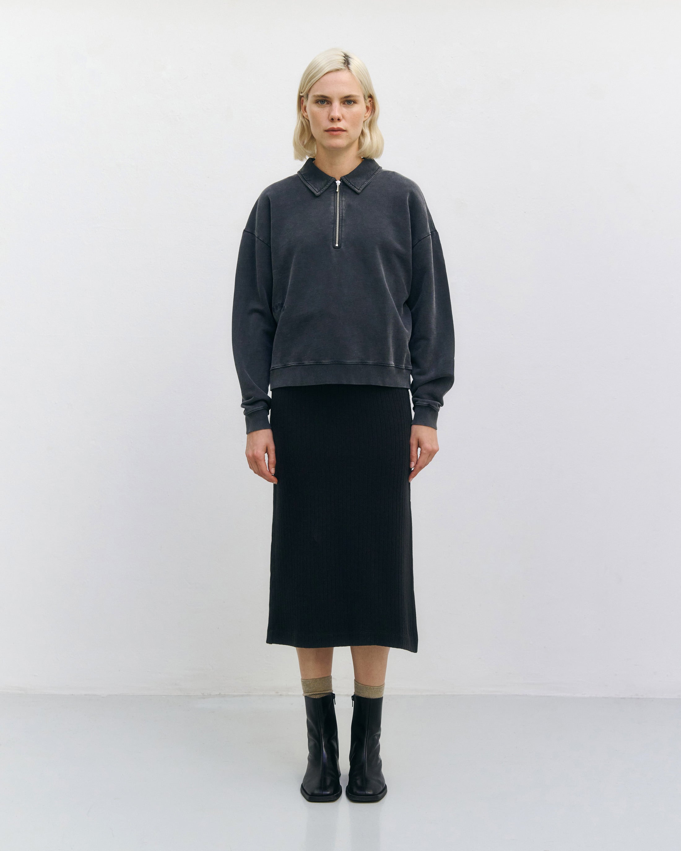 Schwarzes Polo Sweatshirt aus 100% Bio-Baumwolle von Rotholz