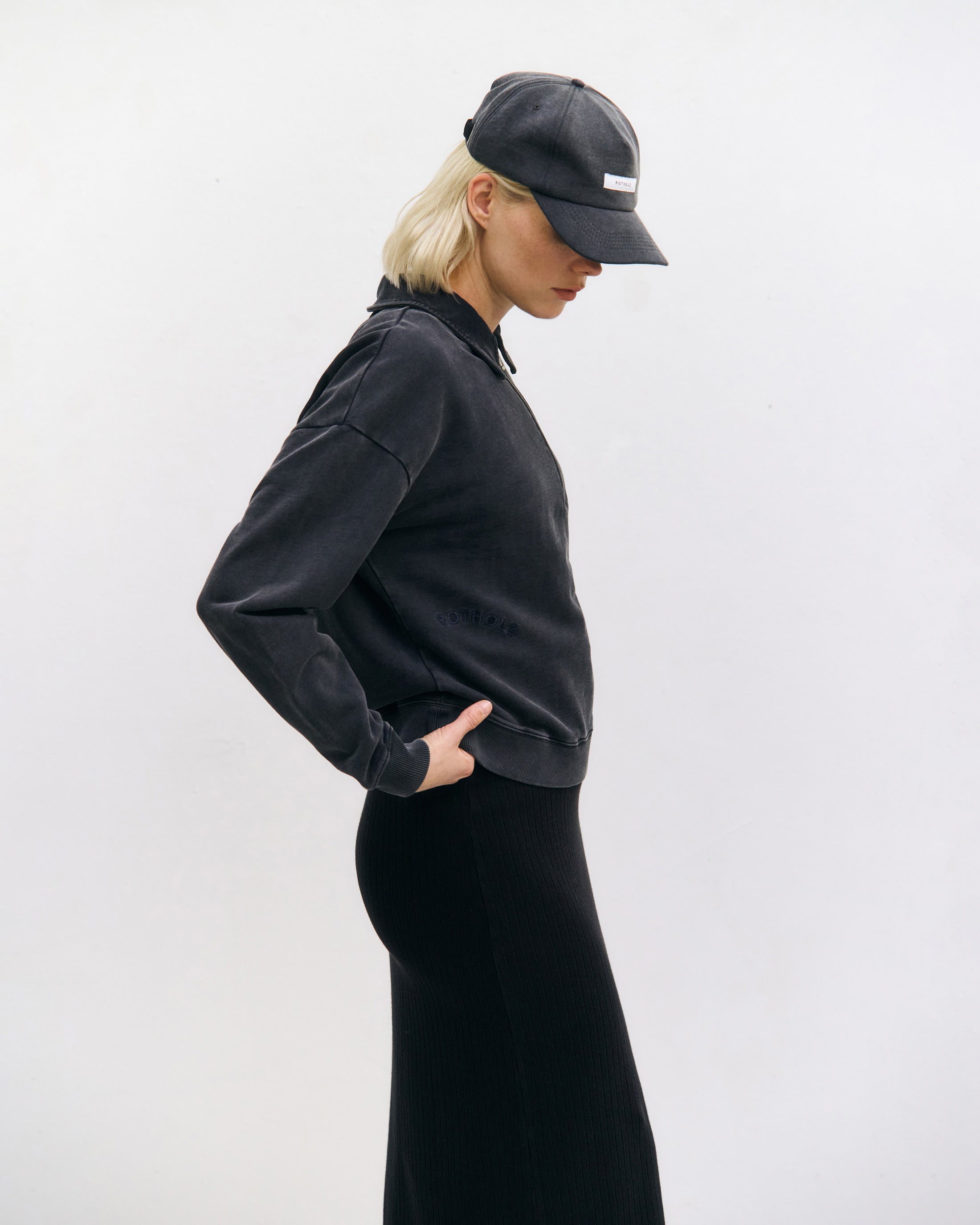 Schwarzes Polo Sweatshirt aus 100% Bio-Baumwolle von Rotholz