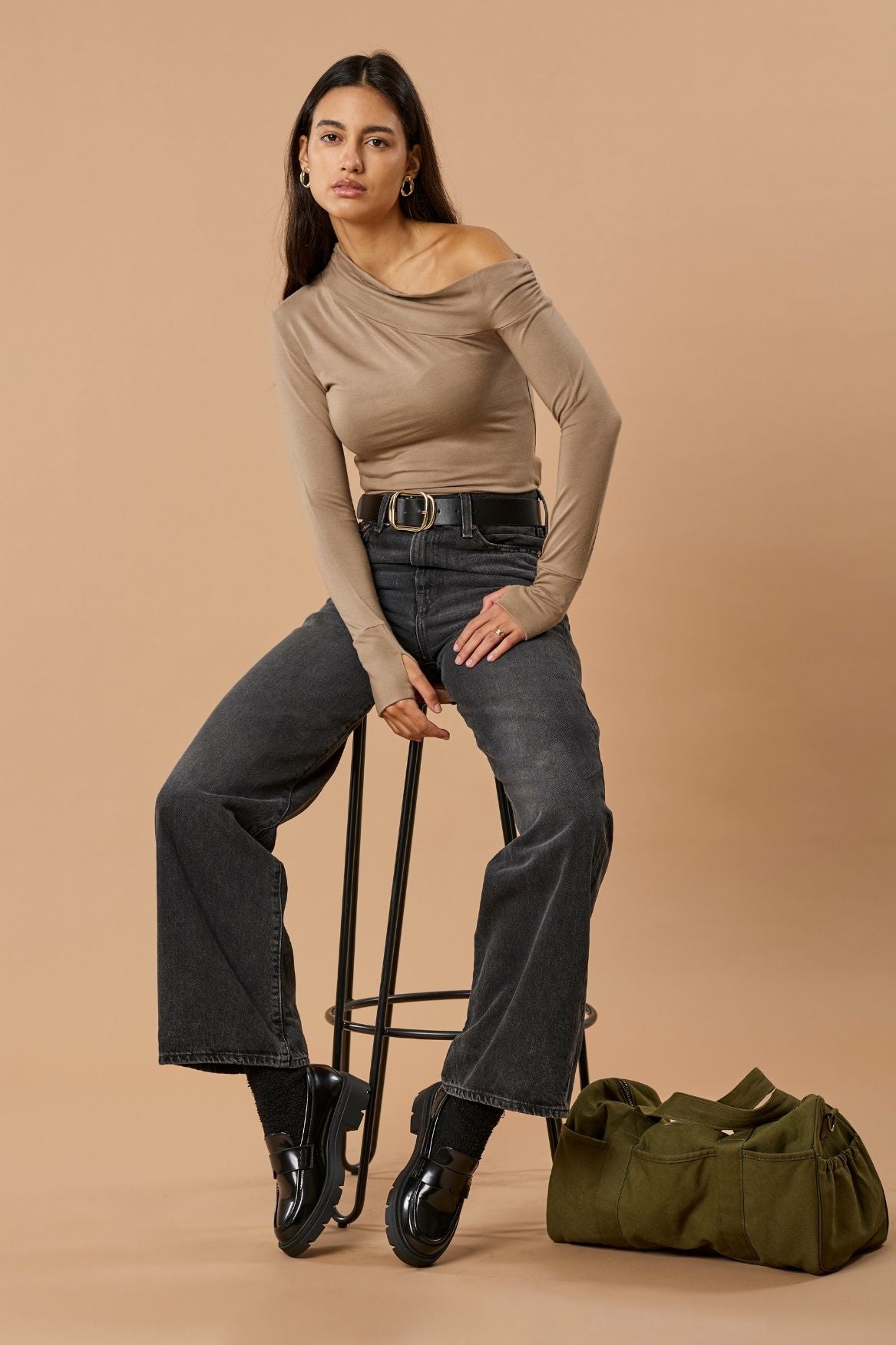 Asymmetrical Longsleeve Micro Modal – Taupe Brown von Sarah Soleigh