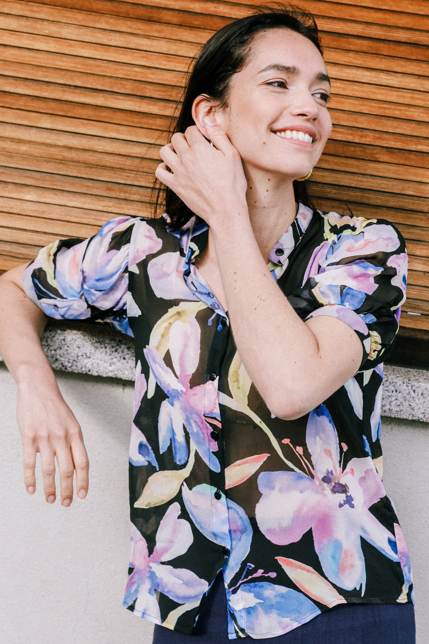 Black blouse Magnolia made of 100% Ecovero by Avani