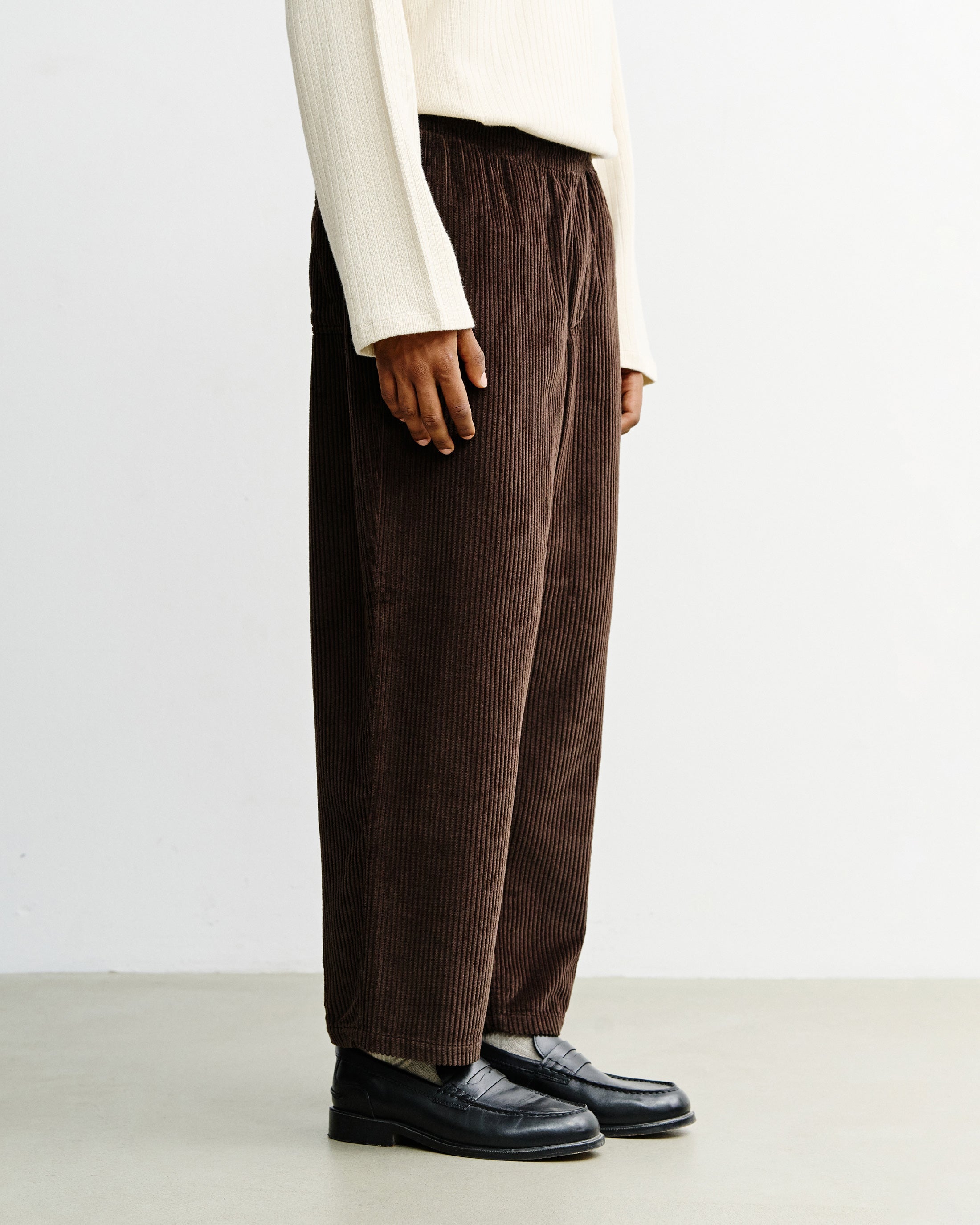 Braune Cordhose Weit aus Bio-Baumwolle von Rotholz