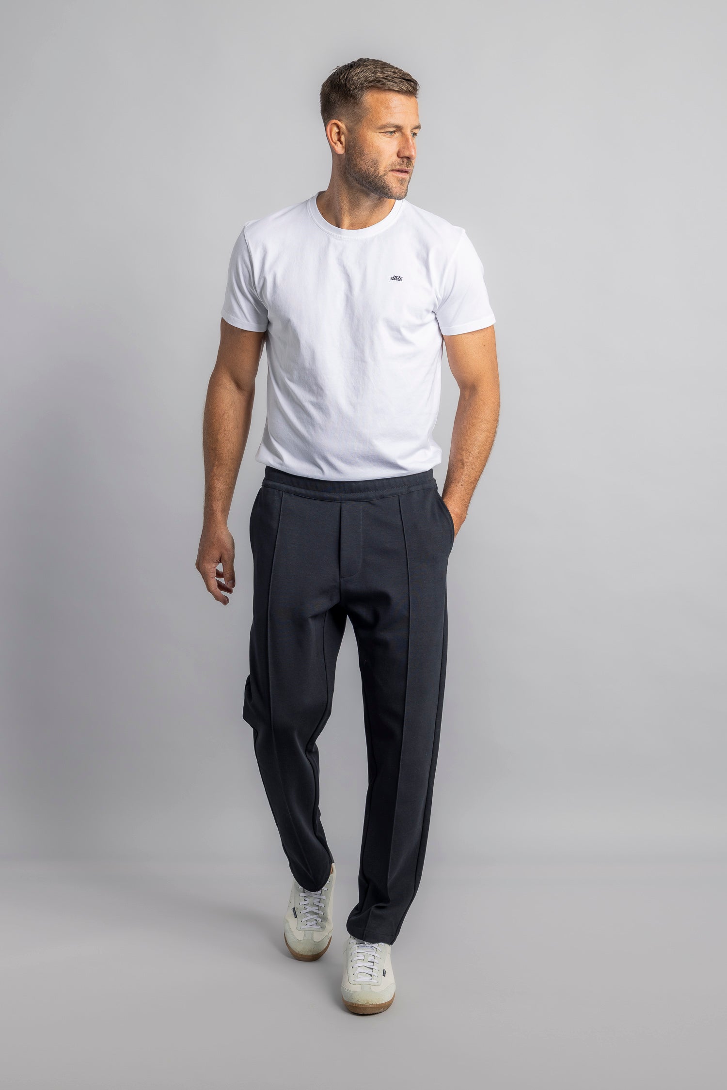 The Casual Pants aus Bio Baumwolle in grau von Dirts