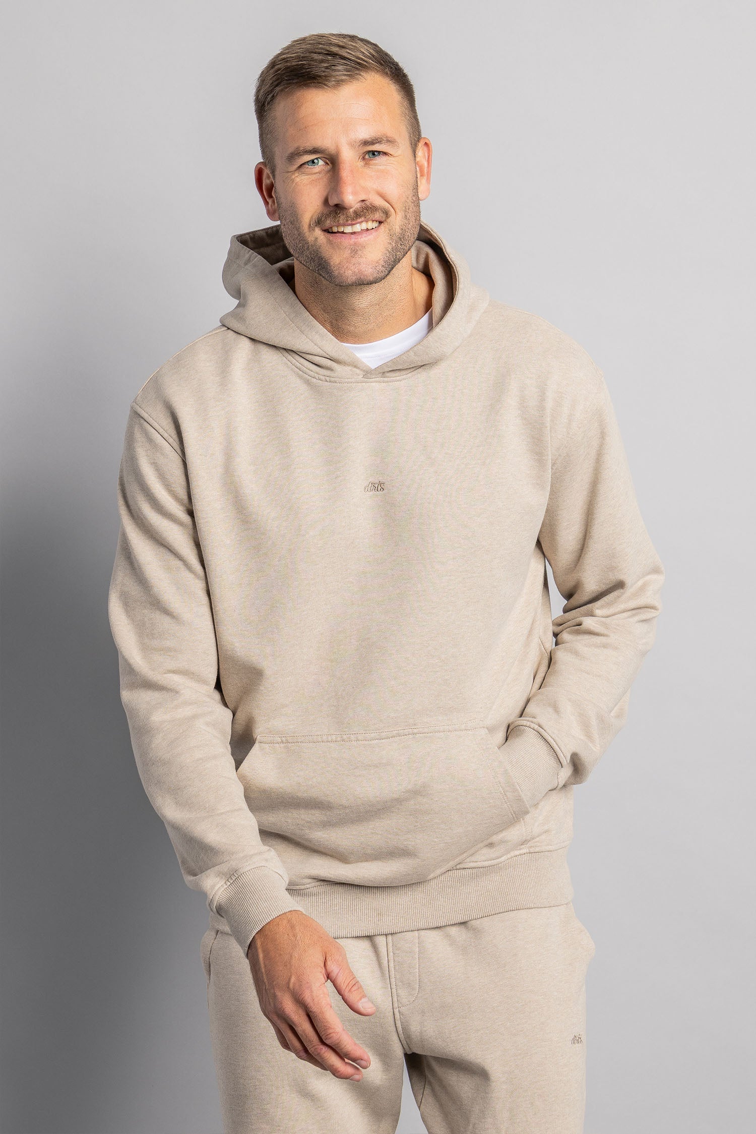 Classic Hoodie aus Bio Baumwolle von Dirts