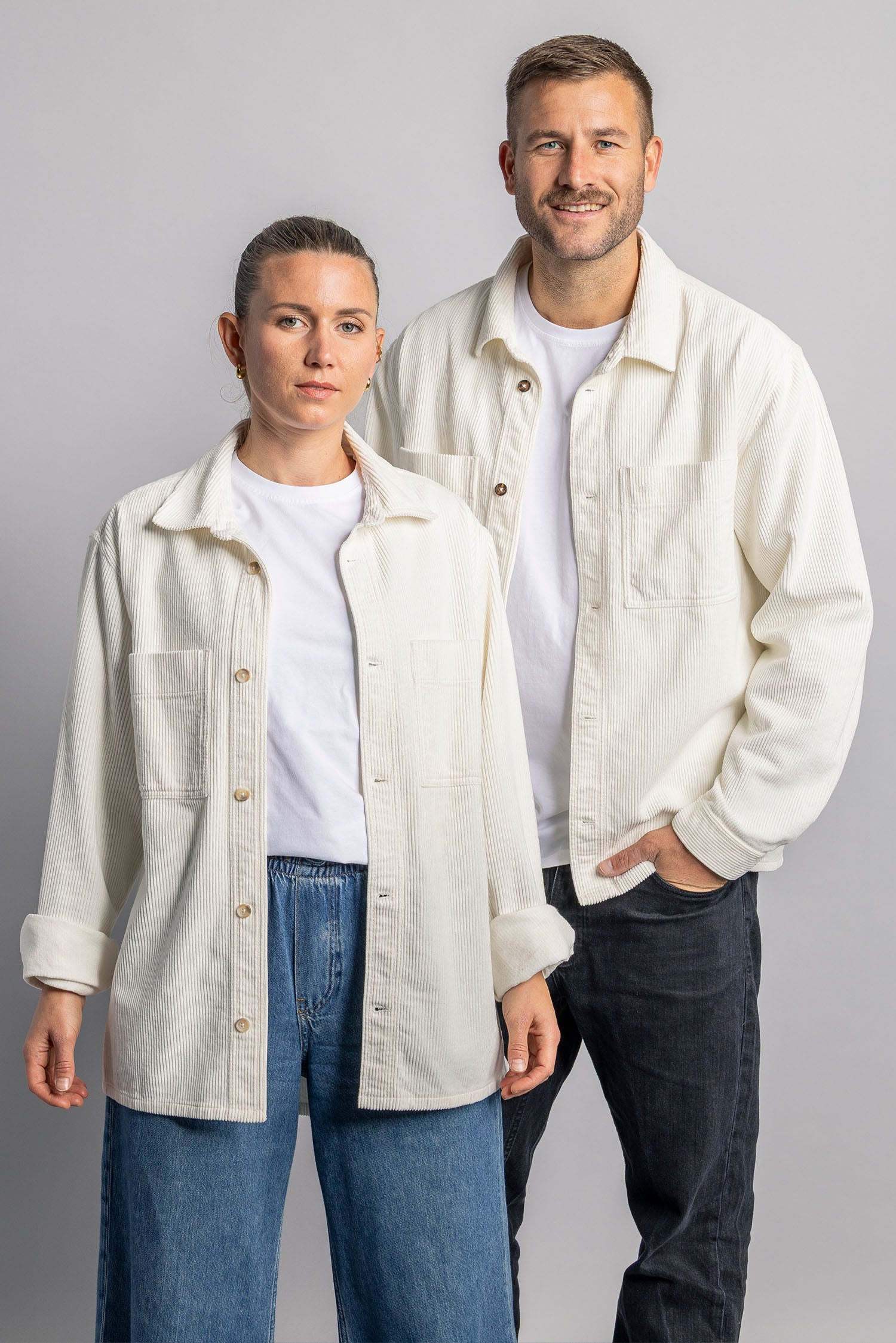 Cord Overshirt von Dirts aus Bio Baumwolle