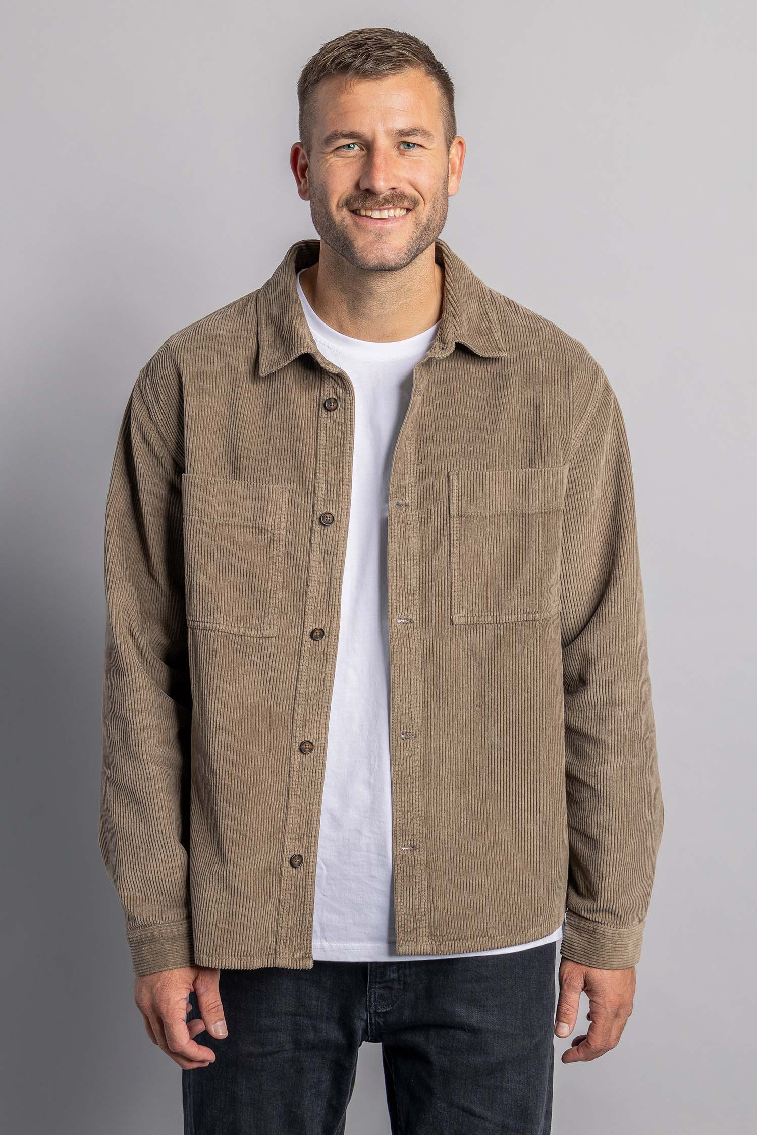 Cord Overshirt von Dirts aus Bio Baumwolle