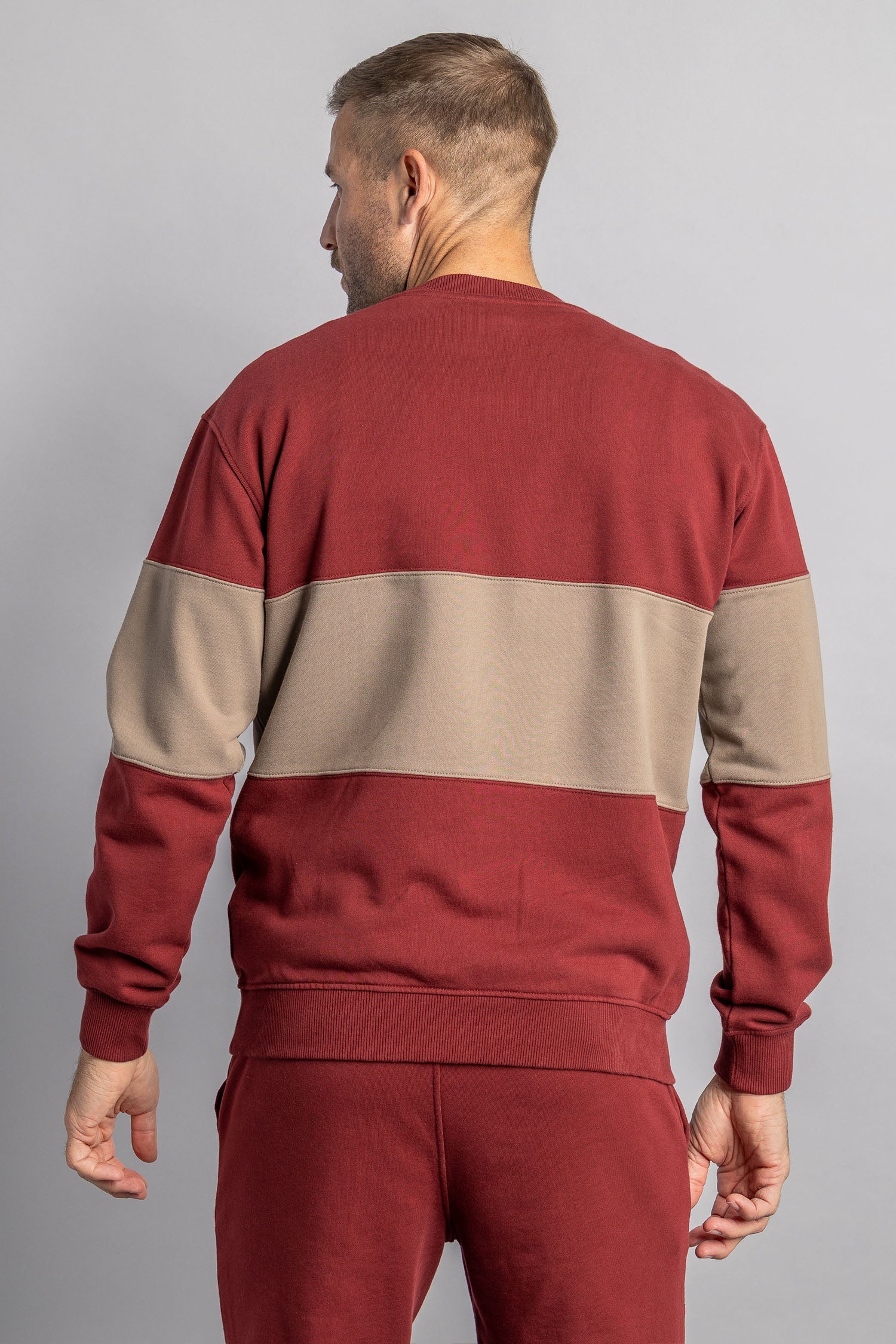 Color Block Classic Crewneck aus Bio Baumwolle von Dirts