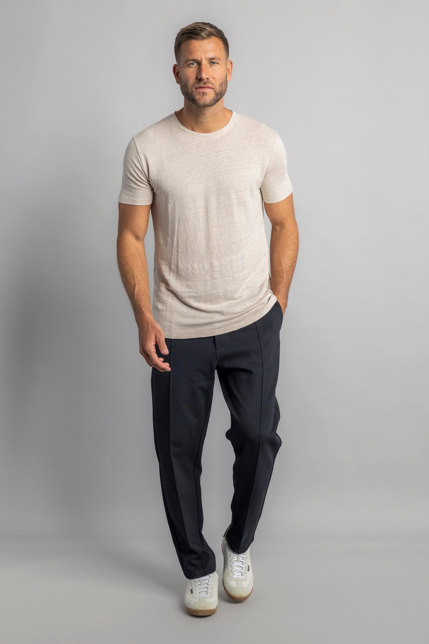 Leinen T-Shirt in mehreren Farben von Dirts