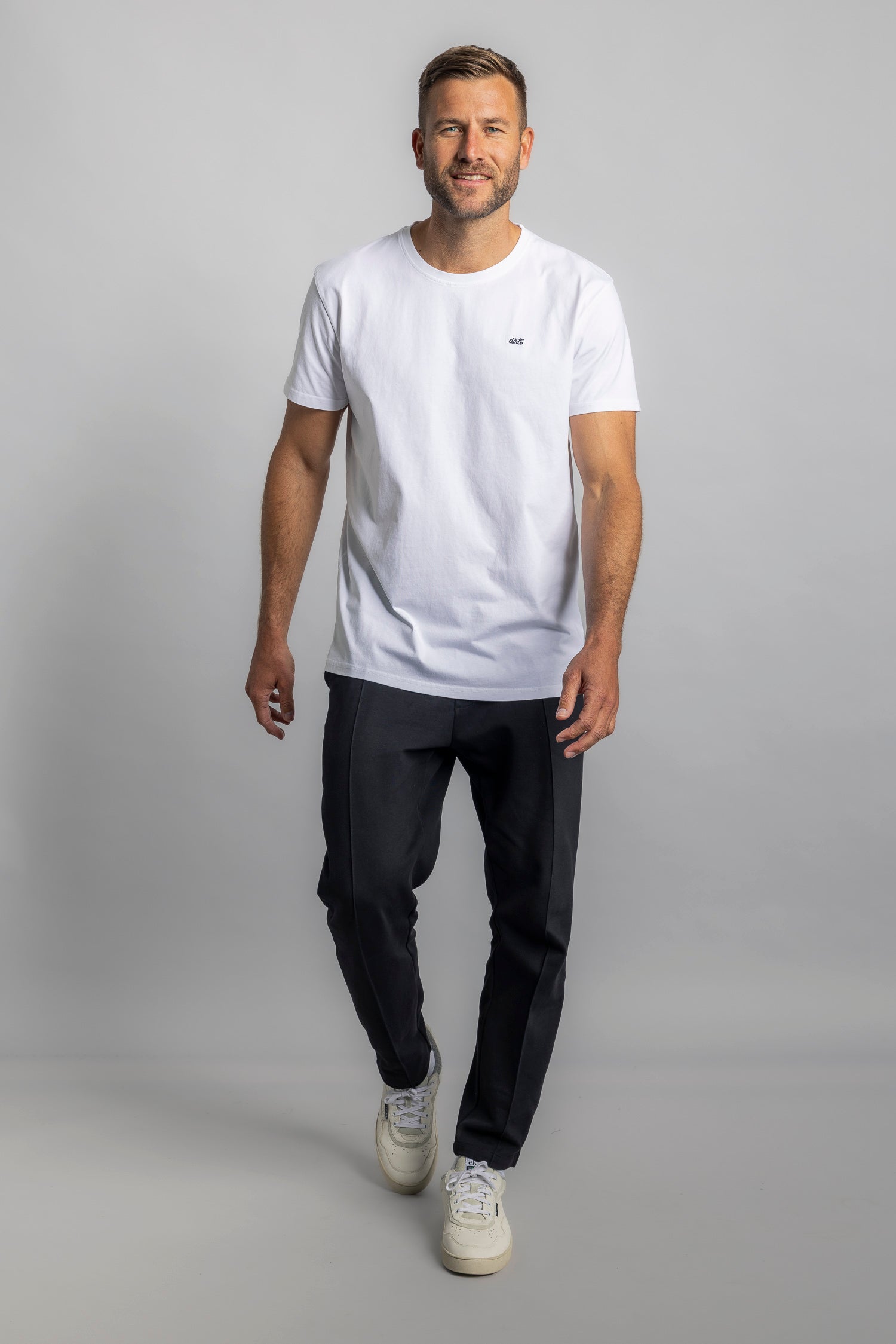 T-shirt logo STANDARD blanc en coton bio par Dirts