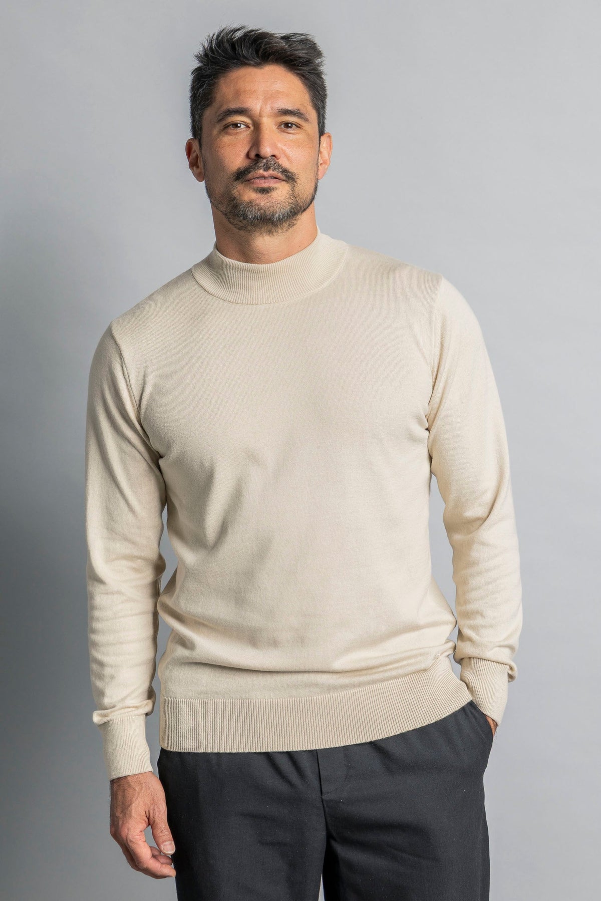 Strick Rollkragenpullover aus 100% Bio-Baumwolle von DIRTS