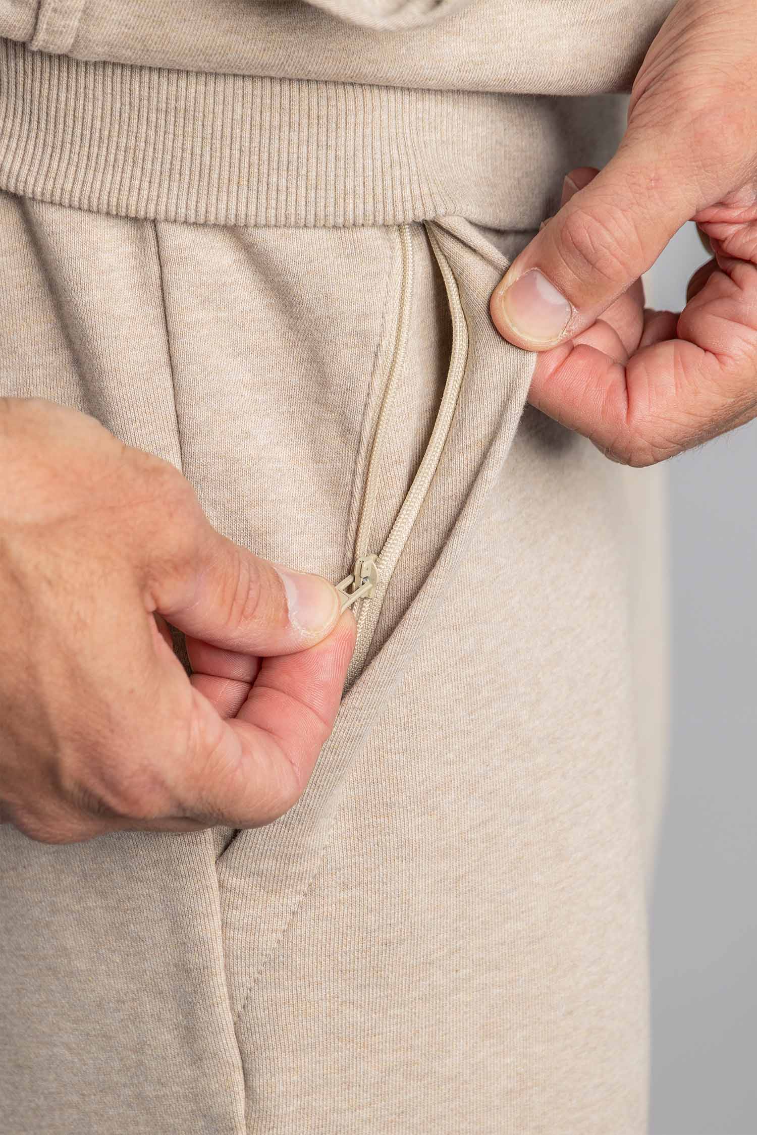 Sweatpants Unisex aus Bio Baumwolle von Dirts