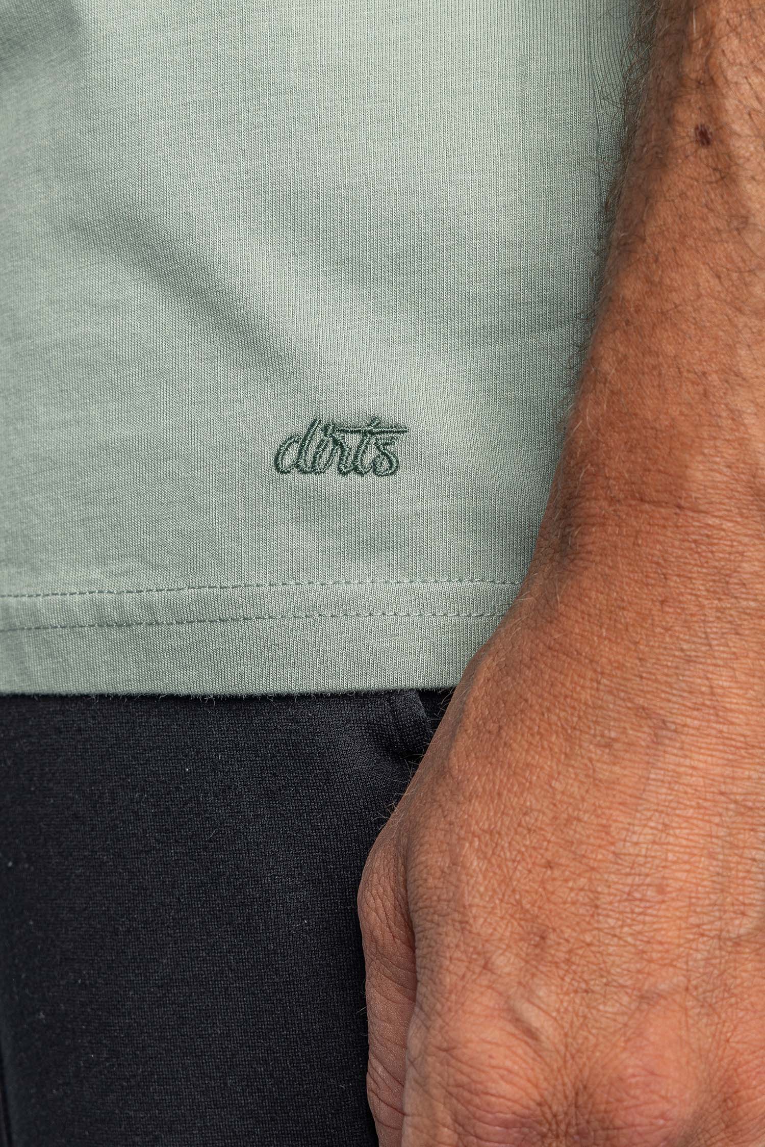 Premium Blank T-Shirt SLIM von Dirts aus Bio Baumwolle