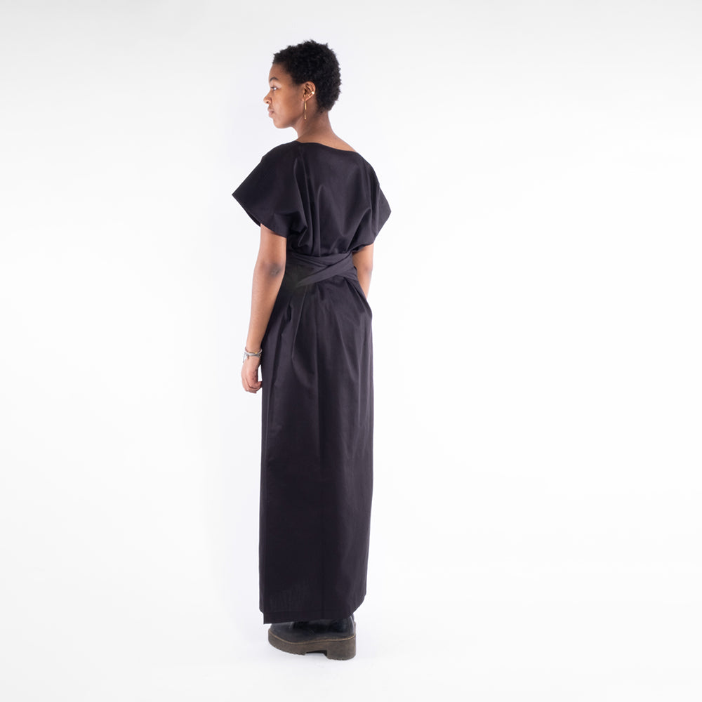 Long black evening dress made of organic cotton