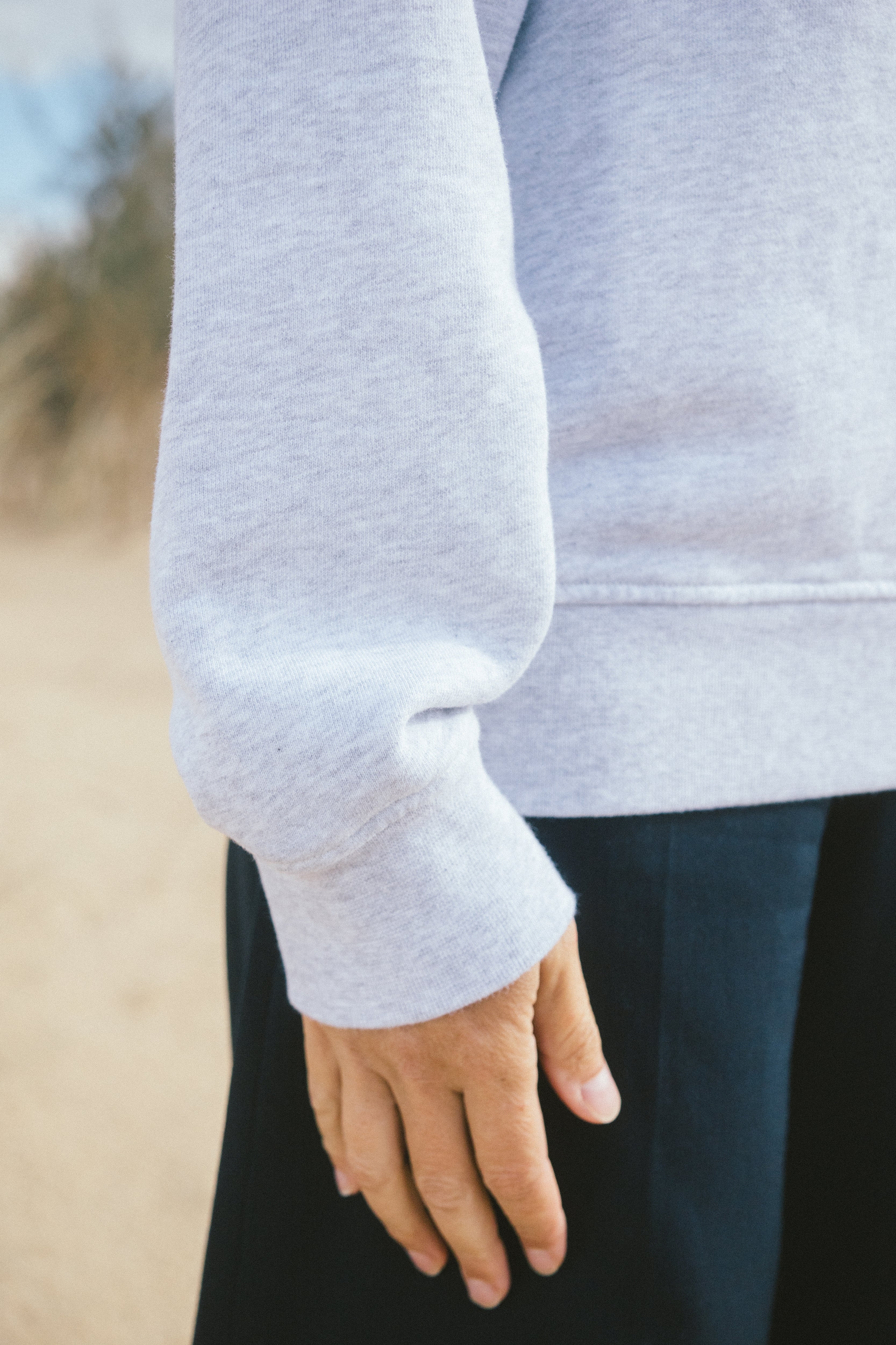 Light grey Fonte sweater made from organic cotton by Salzwasser