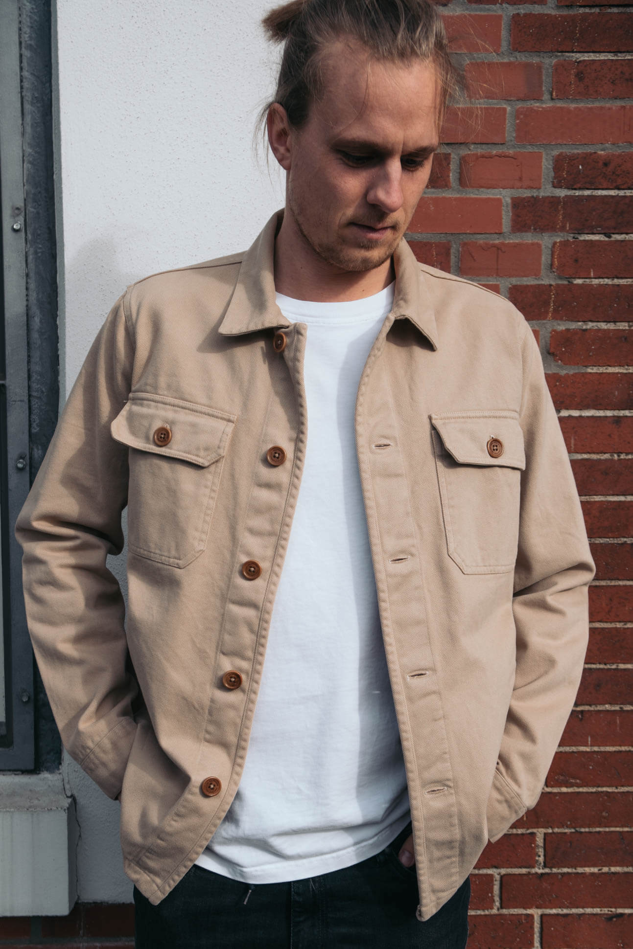 Robustes SALZWASSER Overshirt in Sesam an Deichtorhallen _men