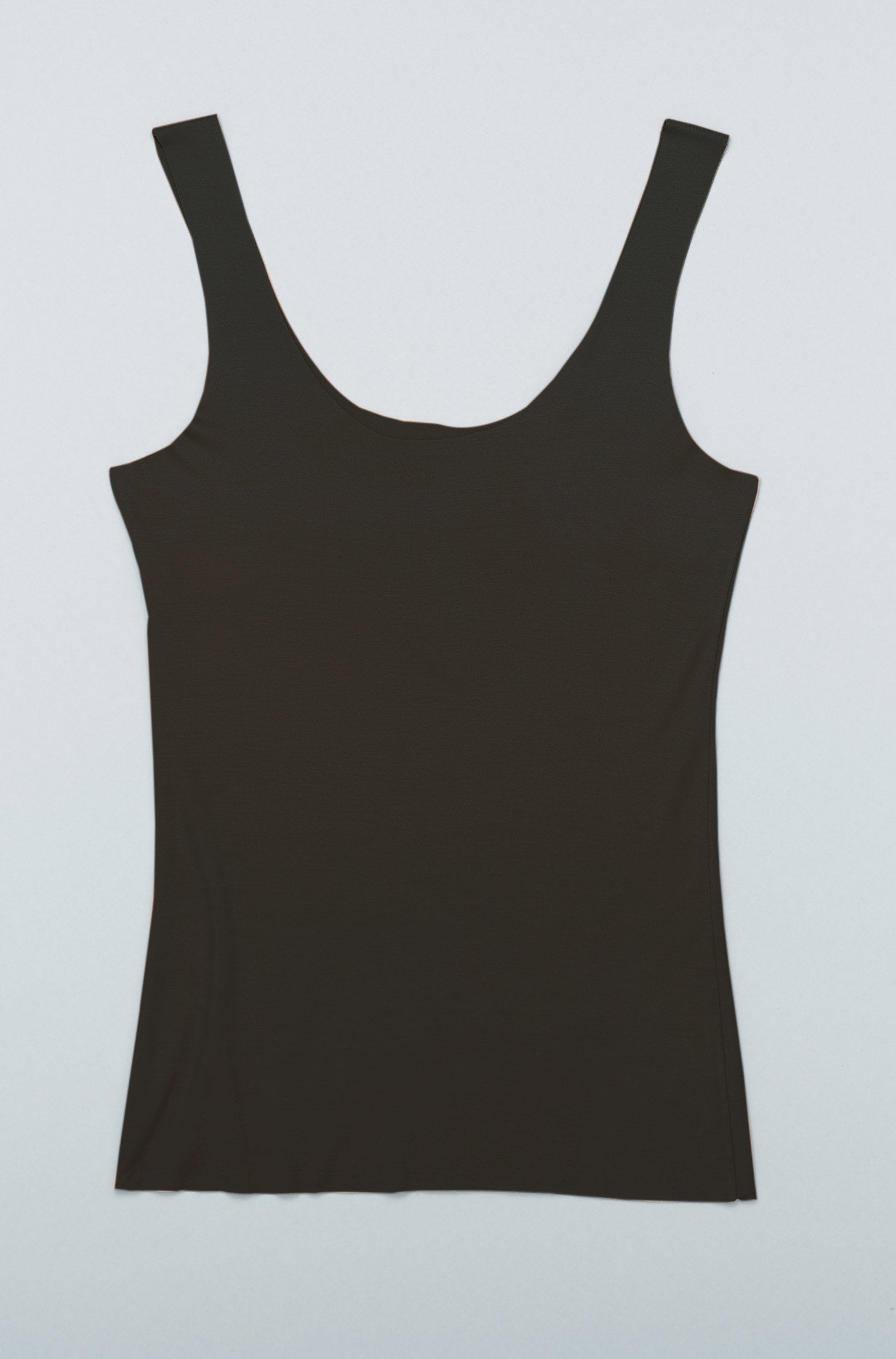 Undershirt in black made of Tencel by moi basics