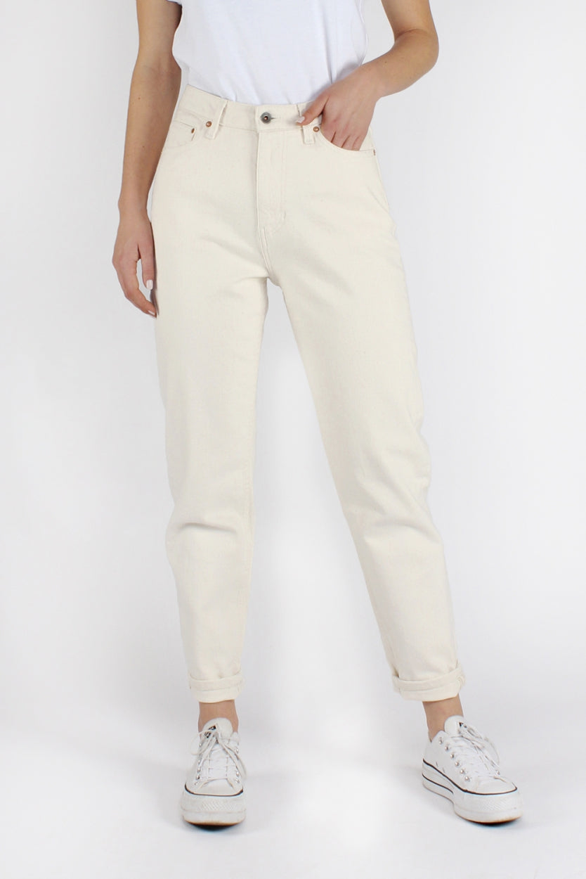 Jeans Nora in white / off-white, not dyed, loosely tailored made of organic cotton from Kuyichi