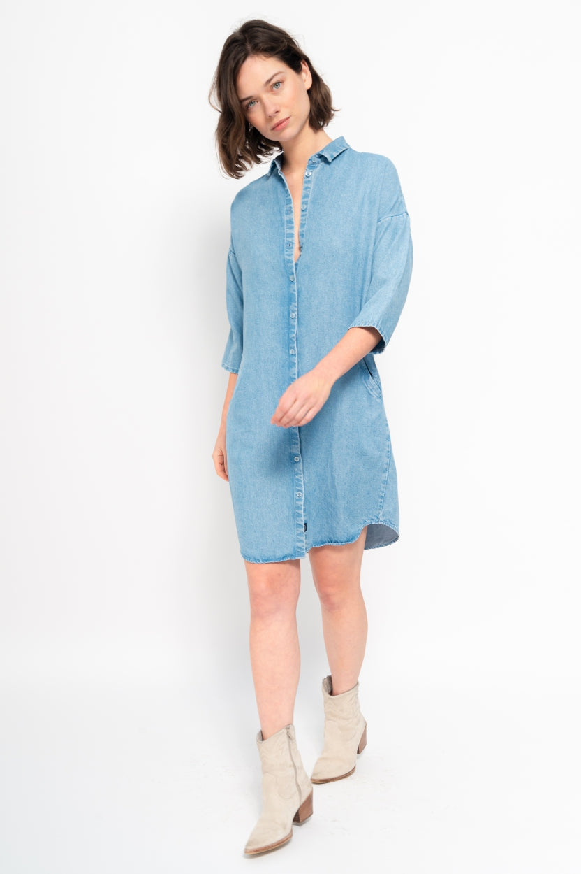Kleid Mara in hell - blau aus Tencel von Kuyichi