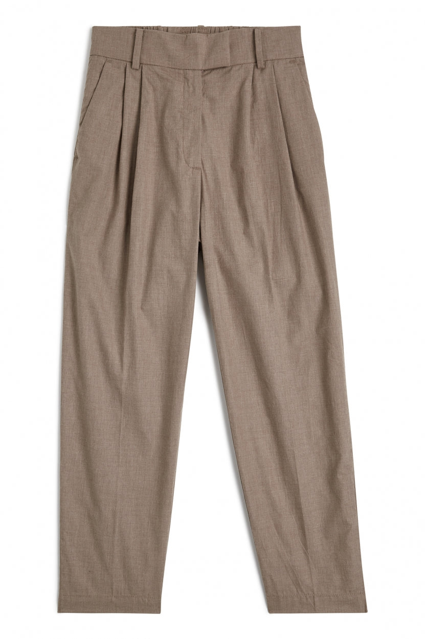 Chino - Hose Mila in beige aus 100% Bio - Baumwolle von Kuyichi