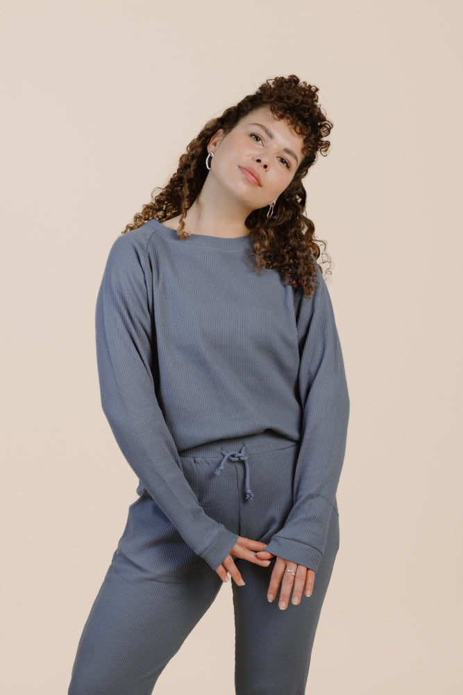 Blauer Pullover PALMA aus 100% Bio-Baumwolle von PURA Clothing