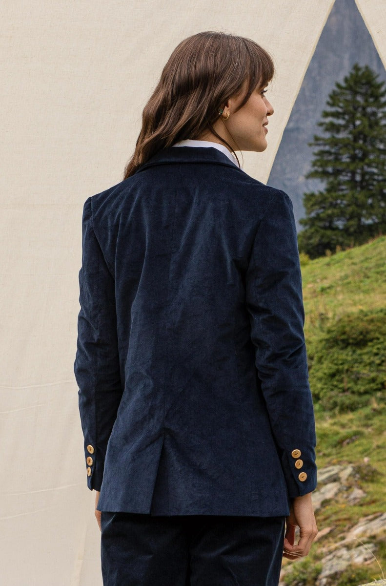 Dunkelblaue Anzugjacke KATTLA aus 100% Bio-Baumwollcord von S A N I K A I Made-to-Order