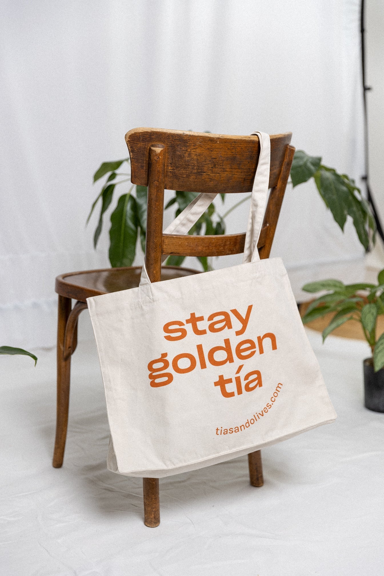 Weisse Tasche Zuna aus 100% Bio-Baumwolle von Tias & Olives