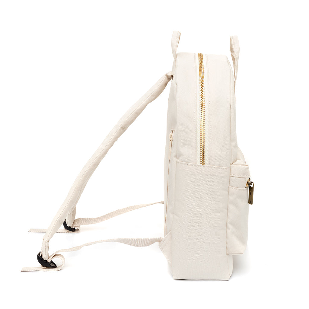 Beiger Rucksack Gold Classic (10l) aus PET-Plastikflasche von Lefrik