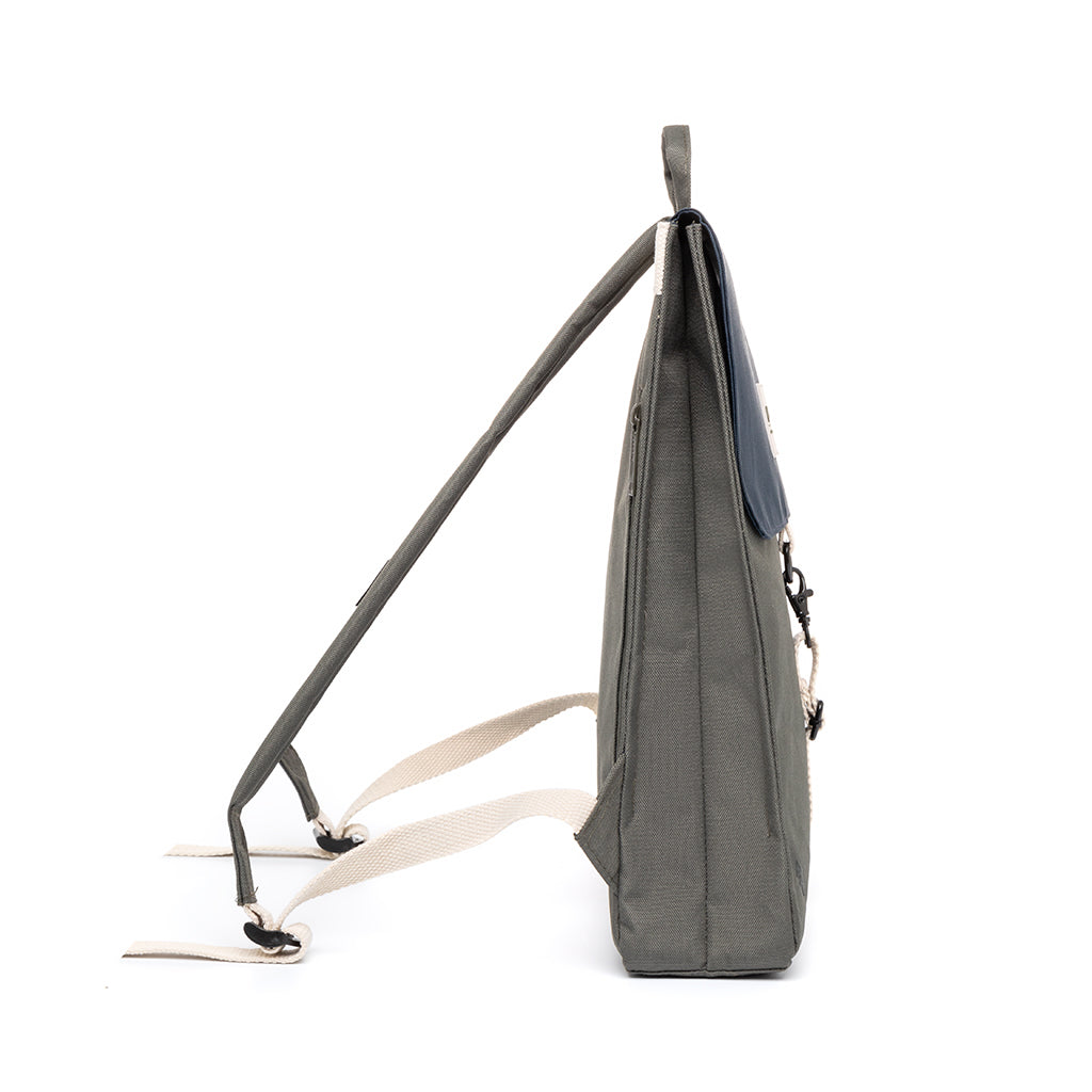 Bunter Rucksack Handy Mini (9L) aus recycelten PET-Plastikflaschen