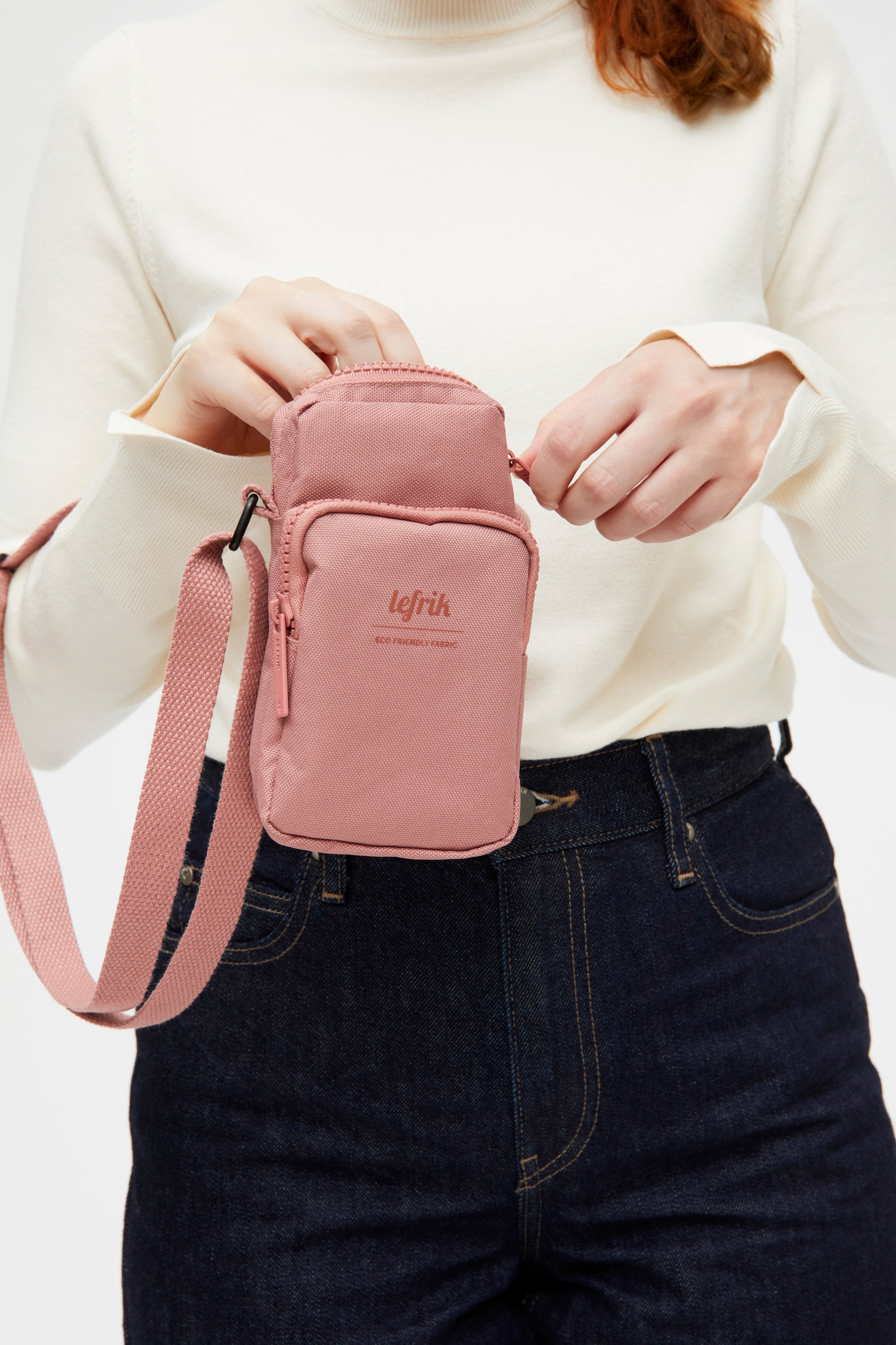 Pink Amsterdam Vandra shoulder bag made from recycled PET by Lefrik