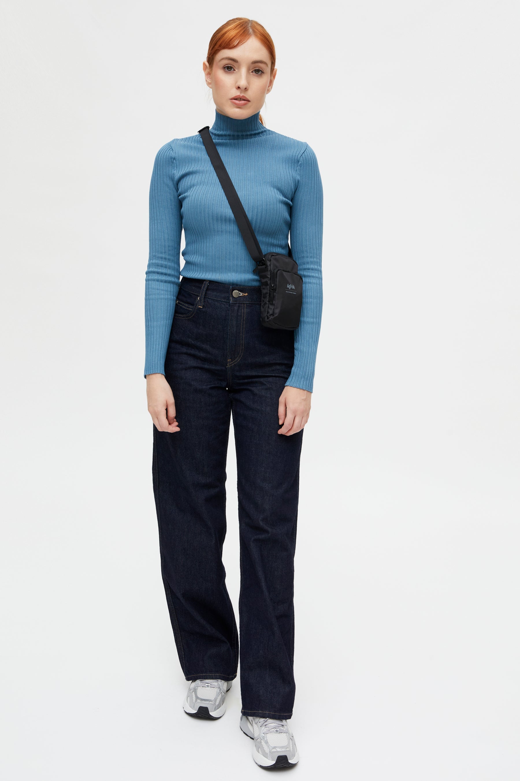Black Amsterdam Vandra shoulder bag made from recycled PET by Lefrik