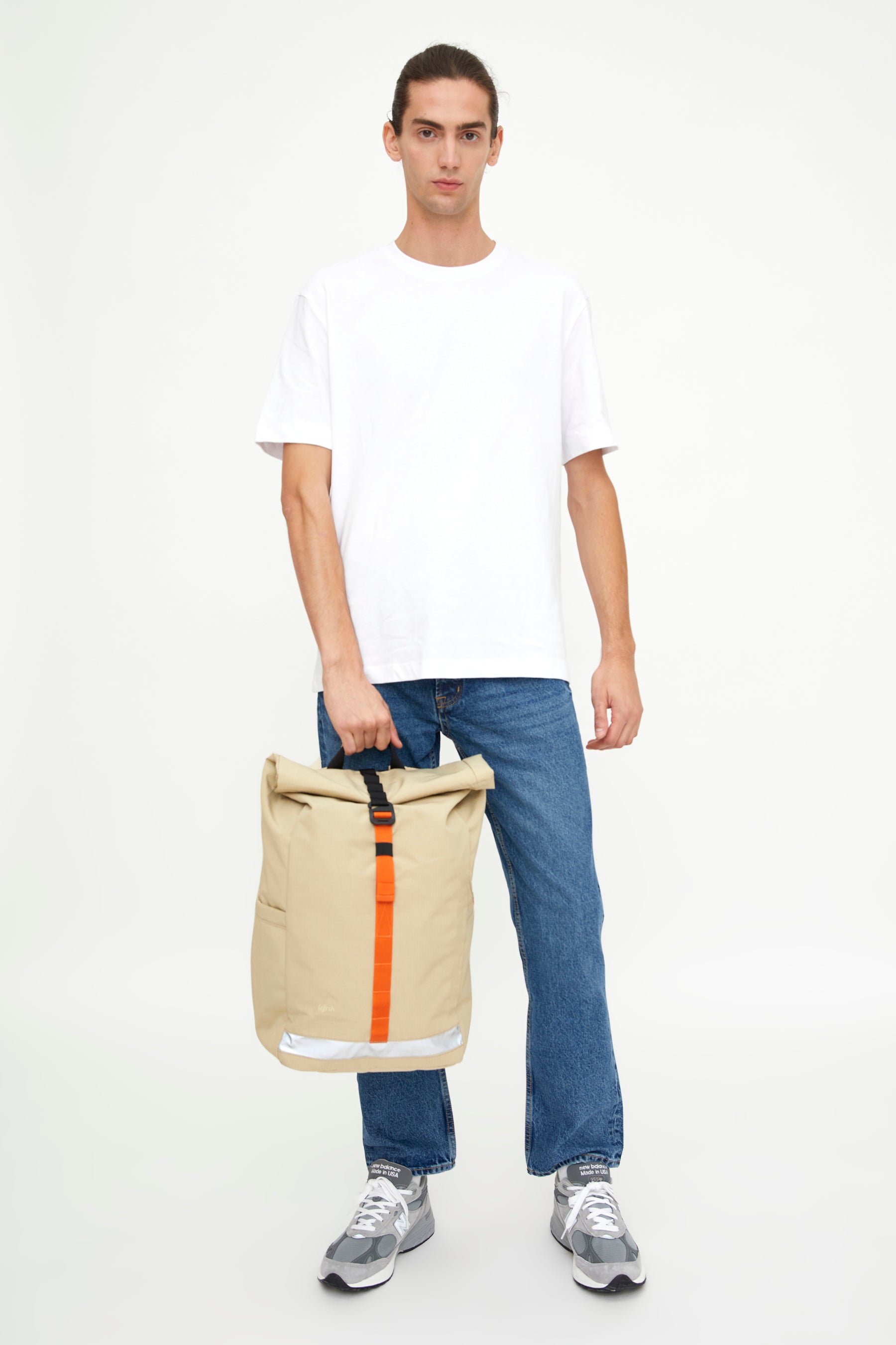 Beiger Rucksack Lars Roll Vandra aus recyceltem PET von Lefrik