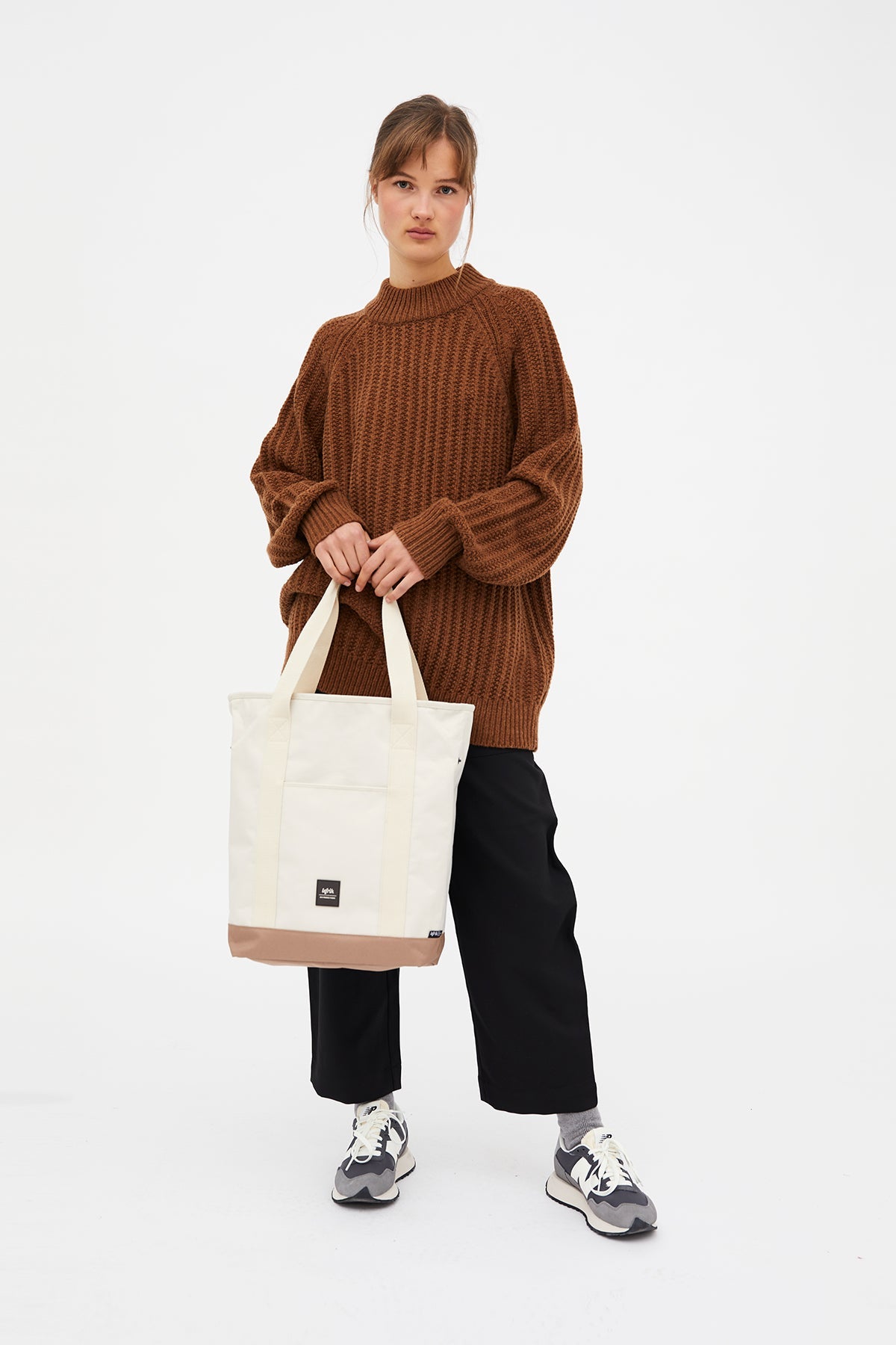 Roots carrying bag (19l)