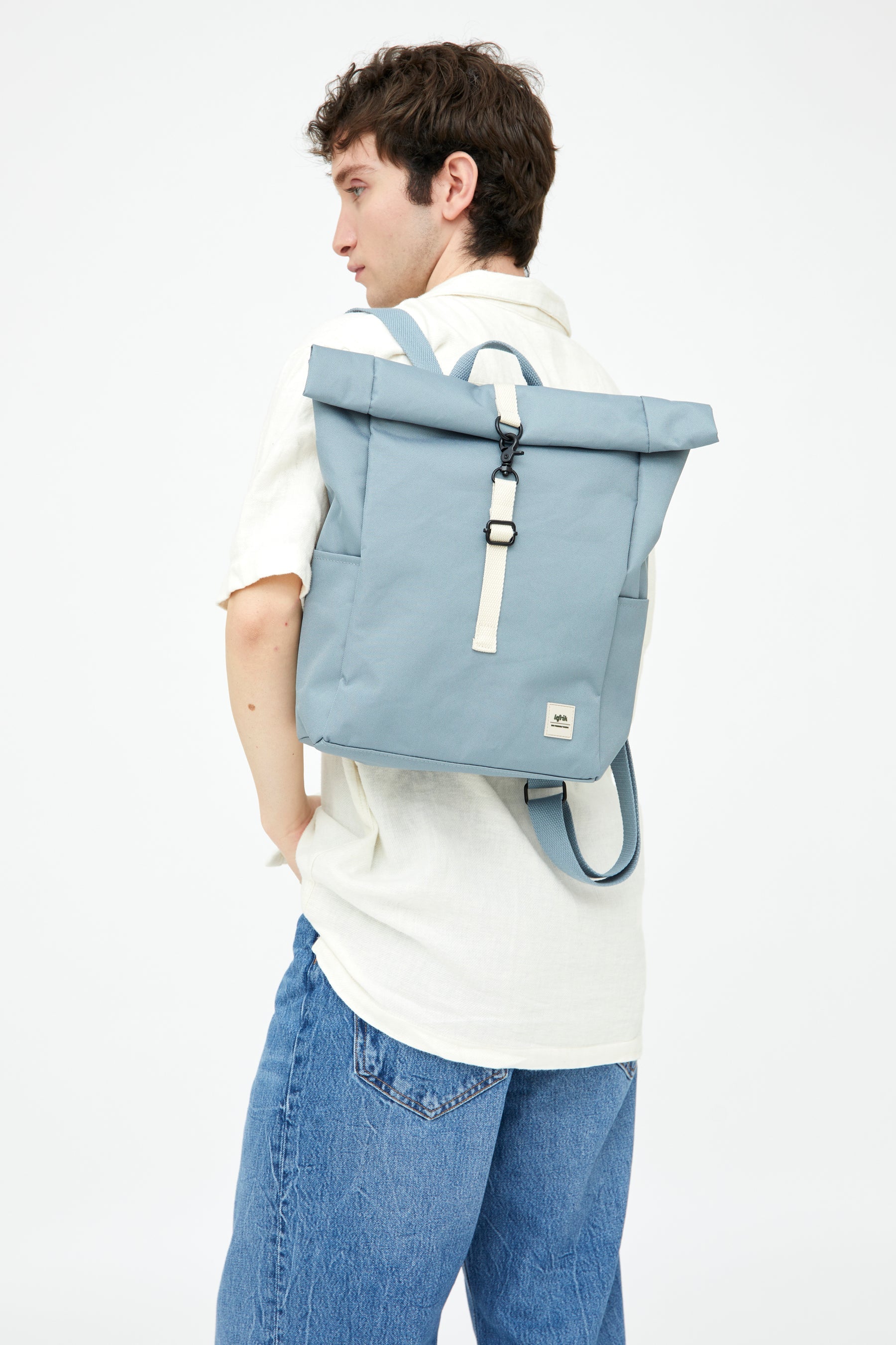 Hellblauer Rucksack Roll Mini aus recyceltem PET von Lefrik