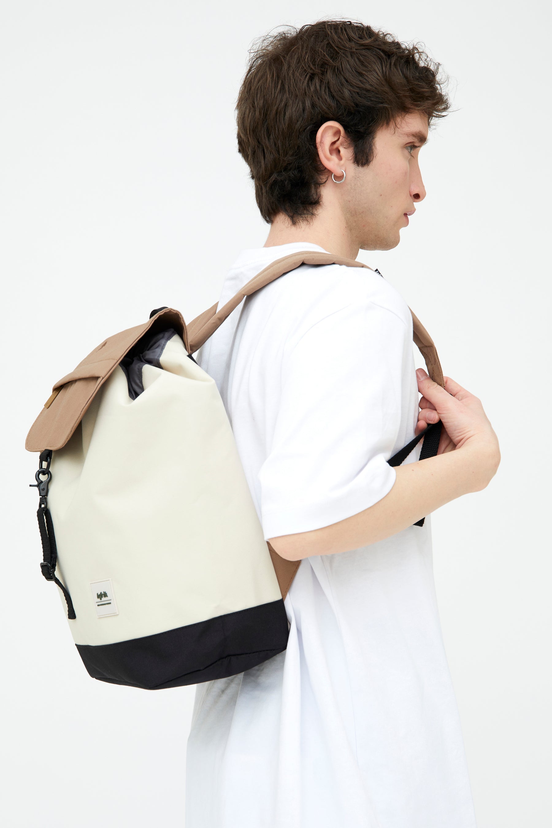 Beiger Rucksack Scout Metal aus recyceltem PET von Lefrik