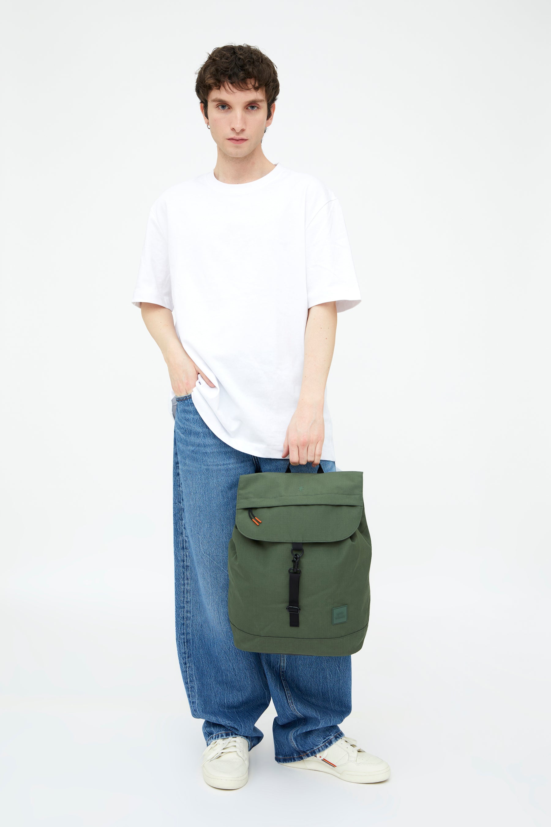 Green Scout Metal Vandra backpack made from recycled PET from Lefrik